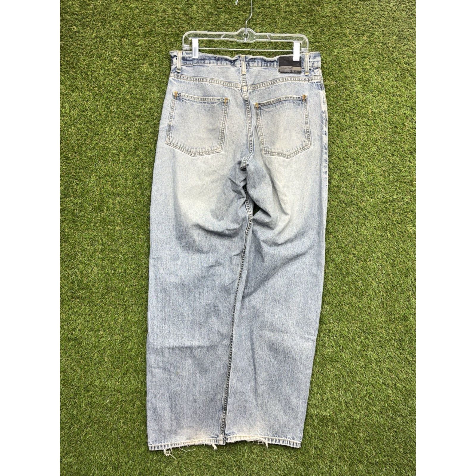 Levi's VINTAGE Levi's Silvertab Jeans Mens 34x34 Baggy Denim 90s Grunge Slim Fit? Size US 34 / EU 50 - 2 Thumbnail