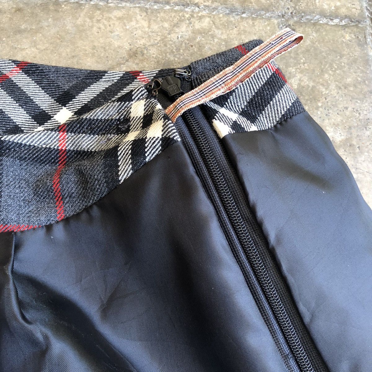 Burberry Burberrys Blue Label Tartan Wool Skirt ( Japan Exclusive ) Size 25" / US 0 / IT 36 - 9 Thumbnail