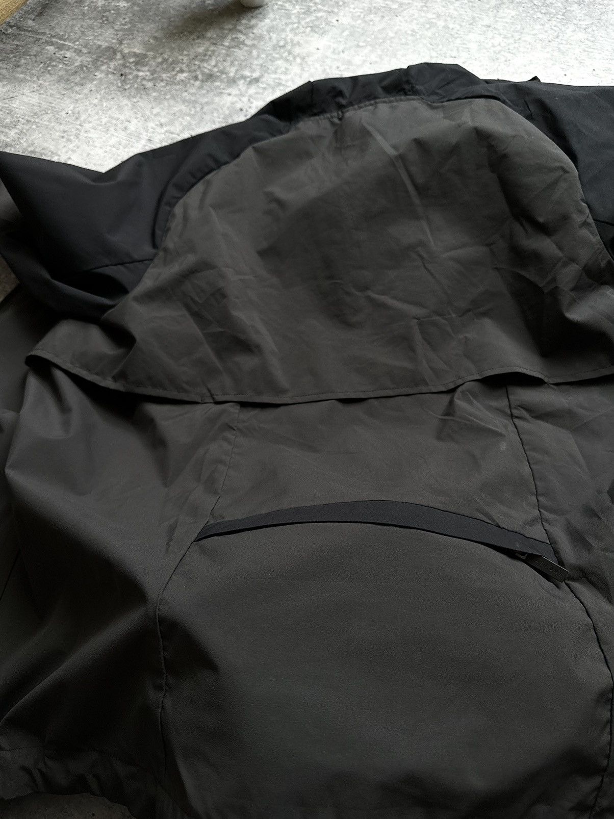 Castore Castore Mclaren Formula 1 Racing F1 Rain Packable Jacket Size US S / EU 44-46 / 1 - 8 Thumbnail