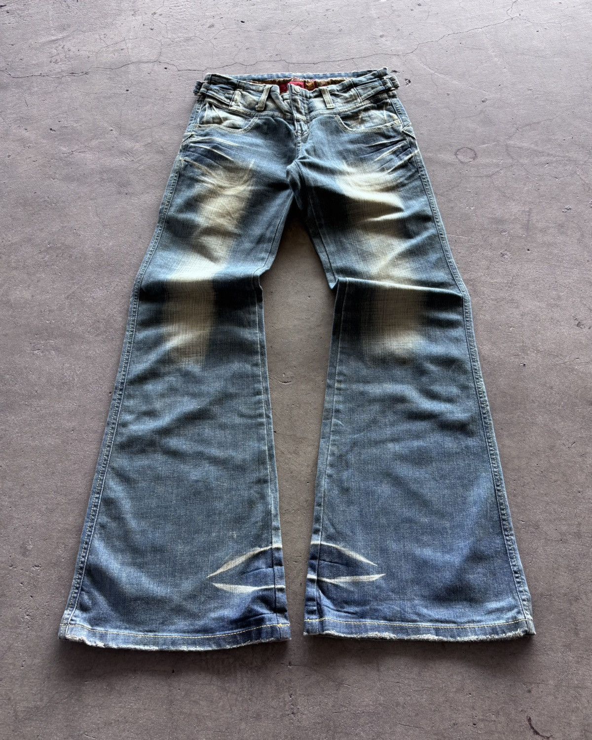 If Six Was Nine × Japanese Brand × Le Grande Bleu (L.G.B.) 2000s Nicci Jeans Mud Washed Blue Denim Pants Size US 30 / EU 46 - 1 Thumbnail