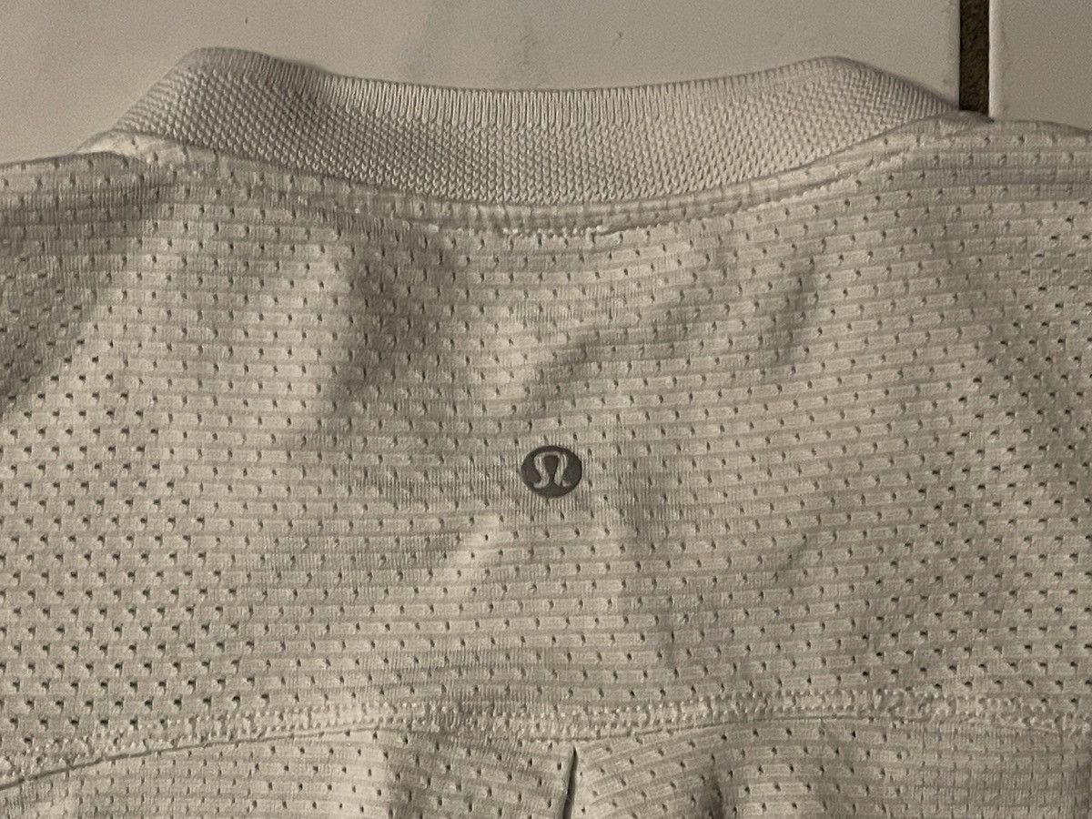 Lululemon Lululemon Swiftly Midweight Full Zip Jacket Bomber White 12 Size XL / US 12-14 / IT 48-50 - 7 Thumbnail