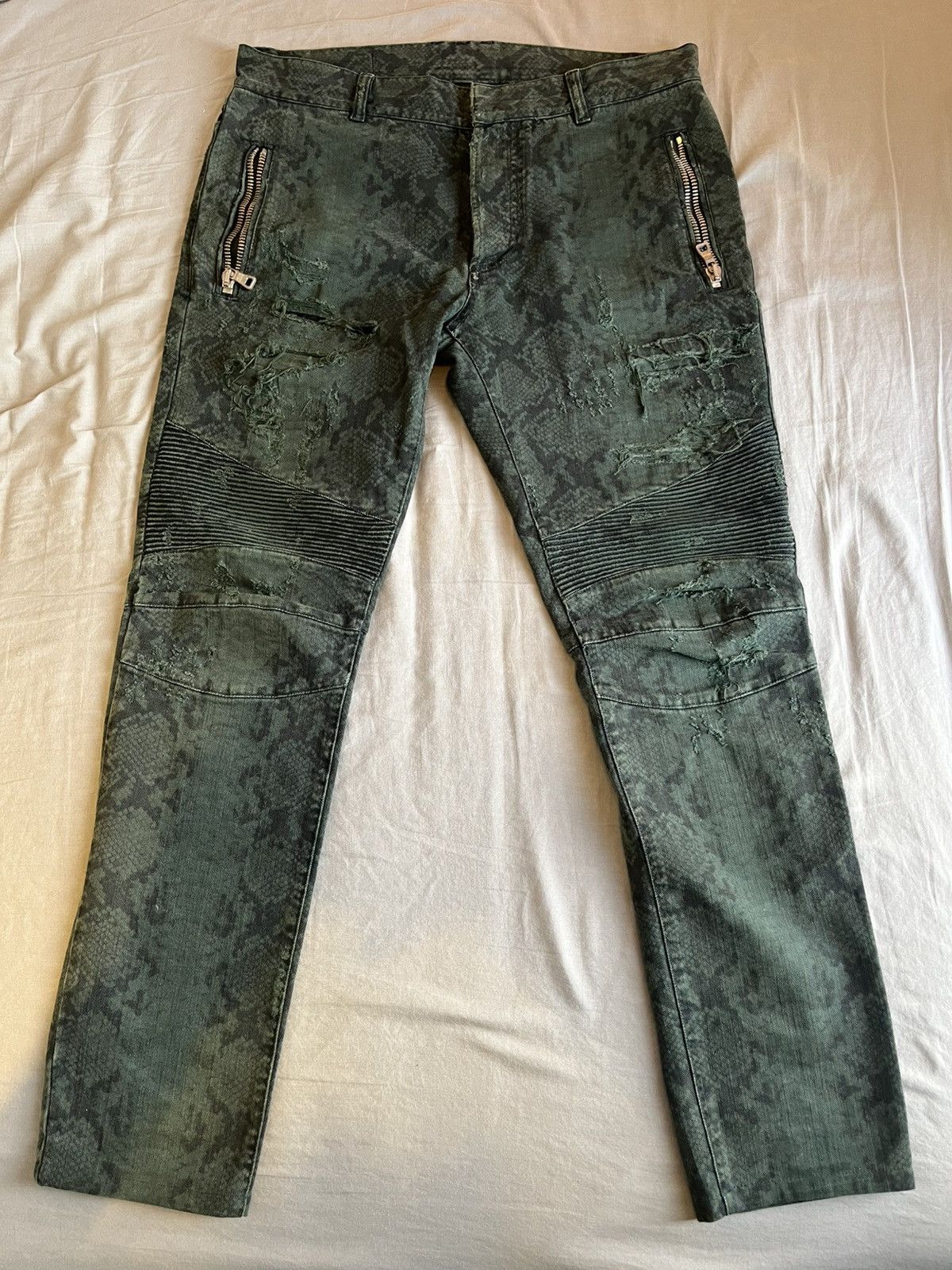 Balmain Balmain biker jeans snakeprint Size US 30 / EU 46 - 1 Thumbnail