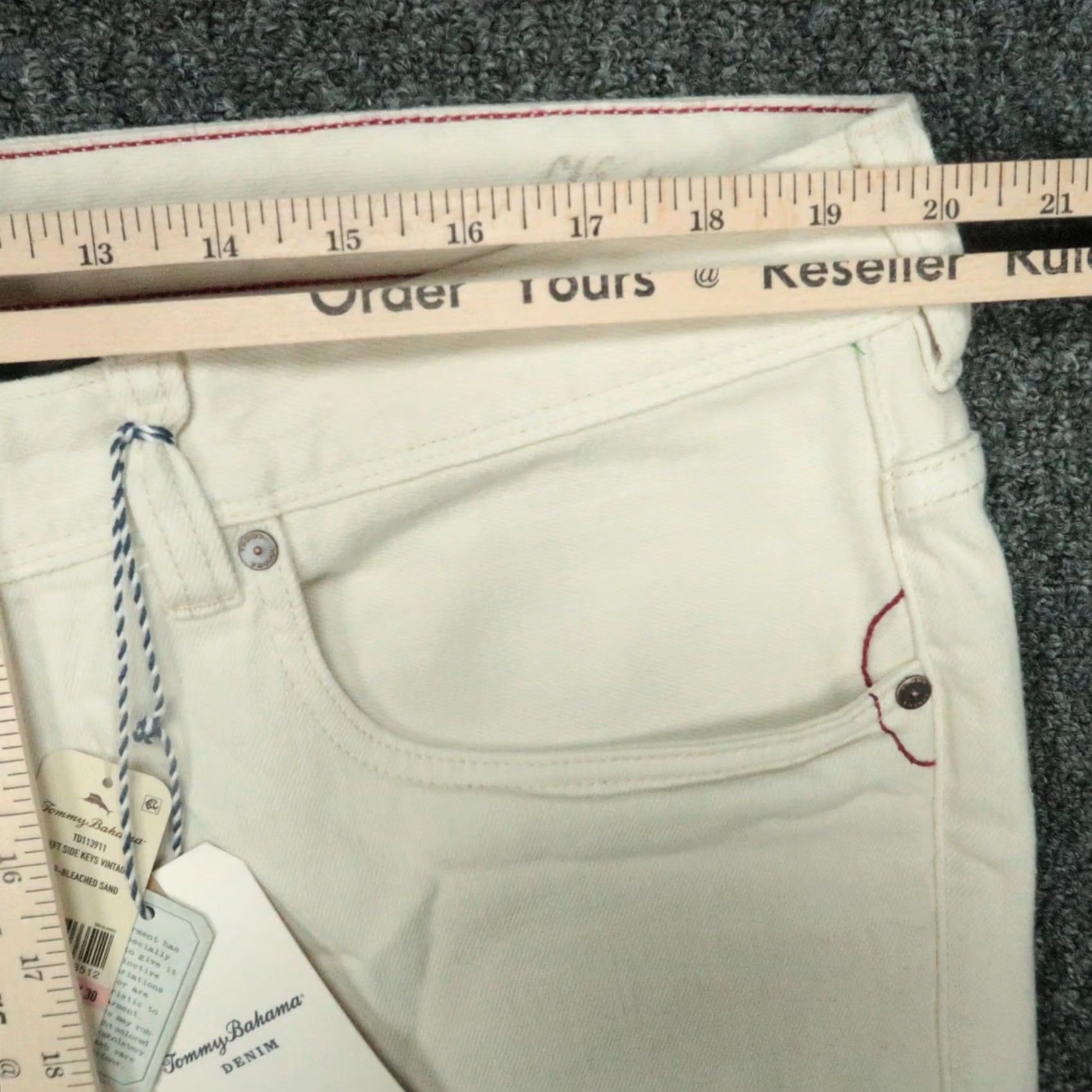 Tommy Bahama Tommy Bahama Jeans Men 40x30 Slim Straight 5-Pocket Denim Cotton Polyester Ivory Belt Loops 40 in Inseam 30 in Vintage? No Size US 40 / EU 56 - 6 Thumbnail