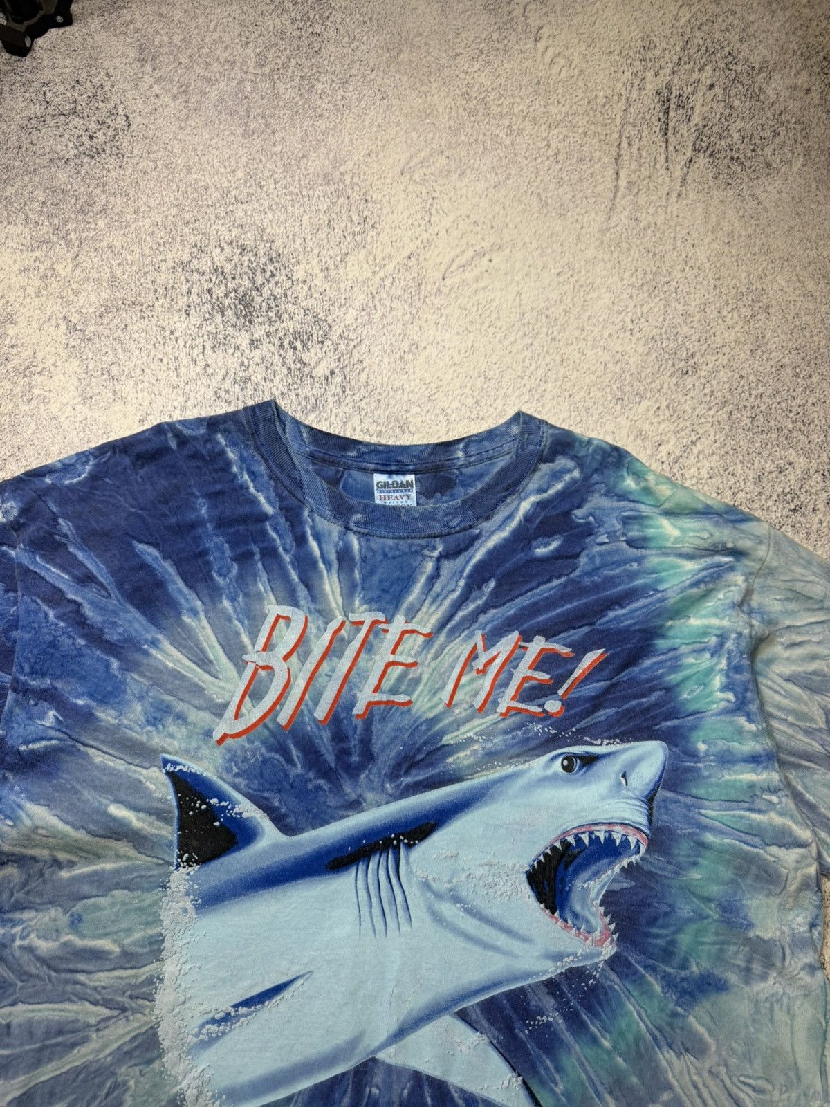 Vintage Vintsge Shark Bite Me Tie Dye Graphic T-Shirt Puff Print All Size US XL / EU 56 / 4 - 4 Thumbnail