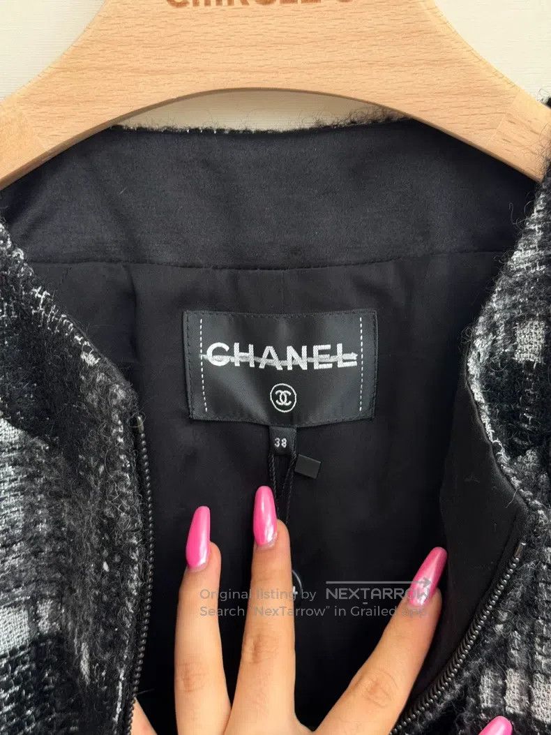 Chanel Chanel Handicraft workshop chair series black and white pl Size XS / US 0-2 / IT 36-38 - 6 Thumbnail