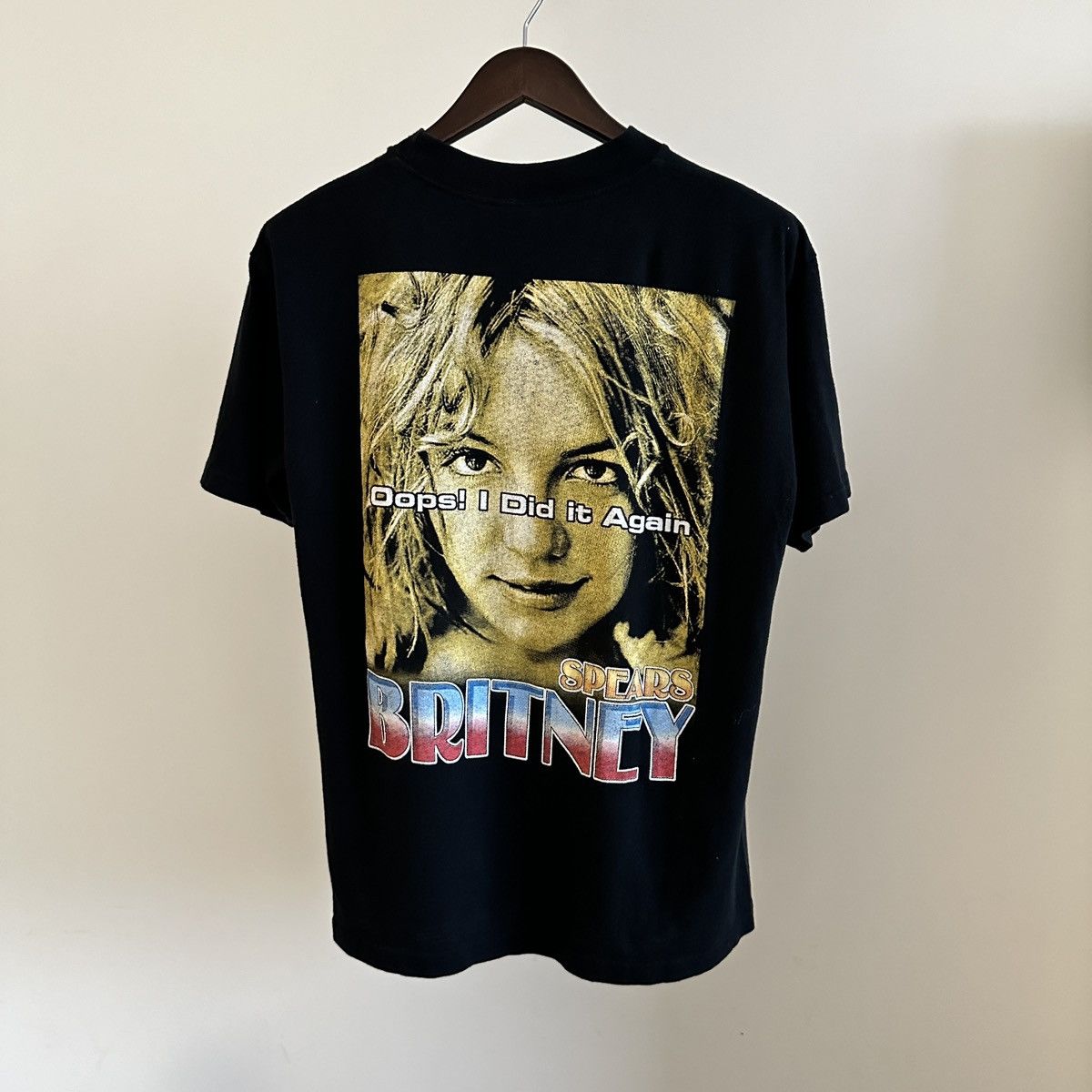 Vintage Vintage 90s Britney Spears Shirt Size L Size US L / EU 52-54 / 3 - 7 Thumbnail