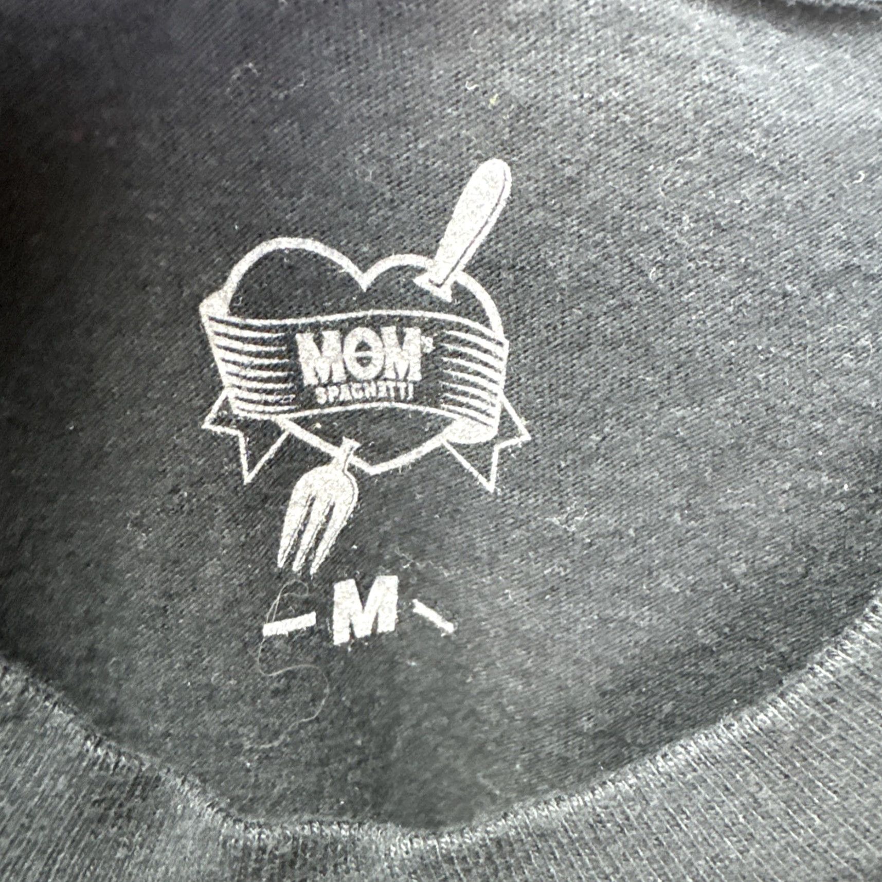 Vintage VINTAGE MOMS SPAGHETTI Eminem Tattoo Heart Shirt Adult Medium Black Graphic Print Hip Hop Mens Size US M / EU 48-50 / 2 - 2 Thumbnail