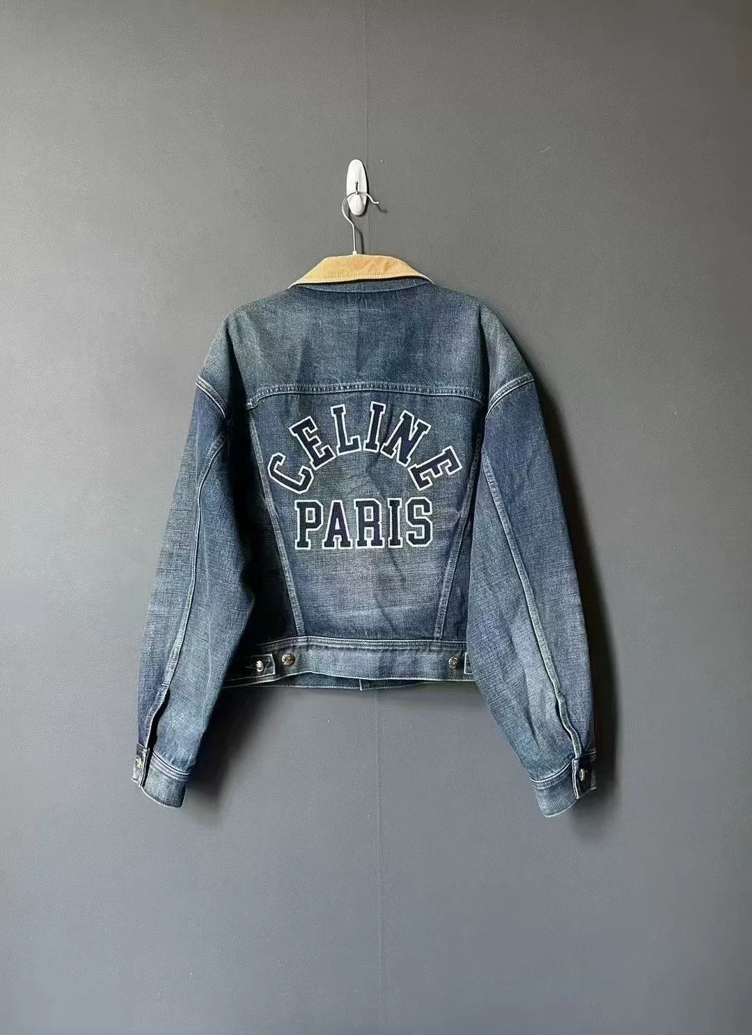 Celine Celine Back Letter Denim Jacket Size M / US 6-8 / IT 42-44 - 1 Thumbnail