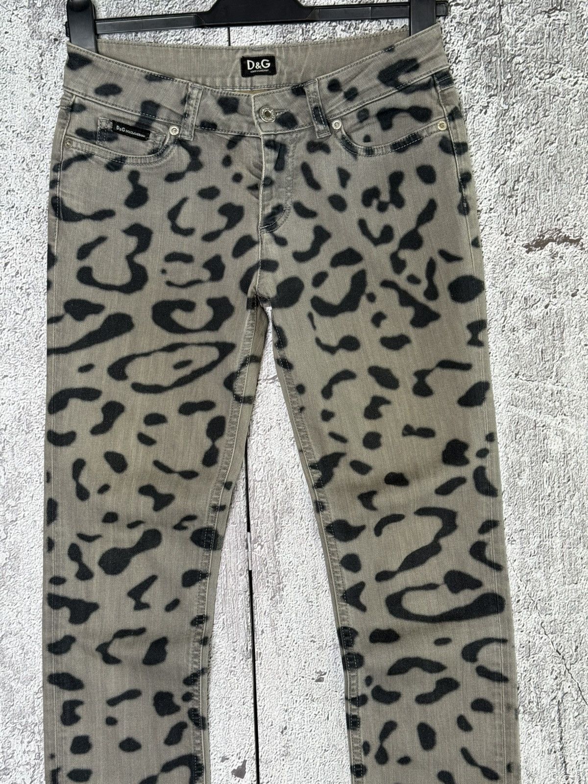 Dolce & Gabbana Y2K Dolce & Gabbana Jeans Leopard Print D&G Logo Denim Pants Size 25" / US 0 / IT 36 - 10 Thumbnail