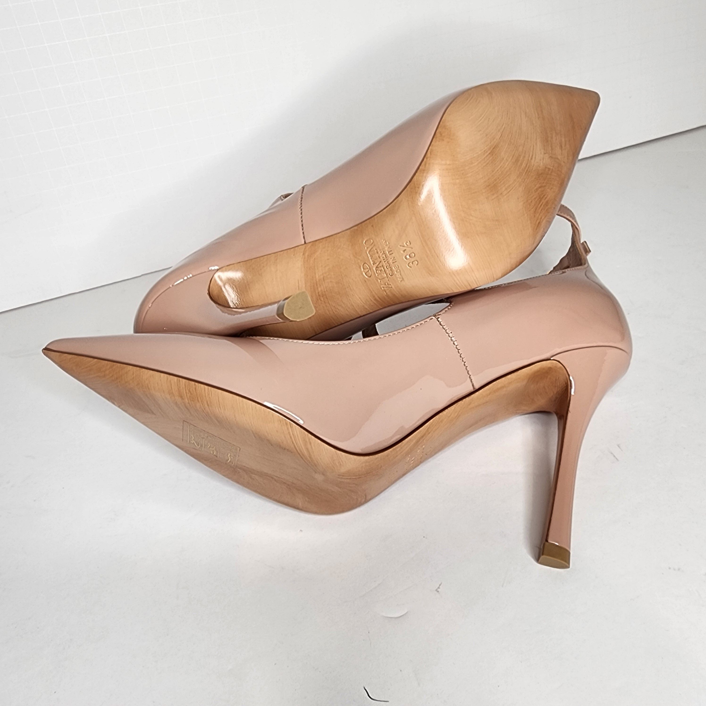 Valentino Valentino Garavani Ankle strap Heels Size US 8.5 / IT 38.5 - 8 Thumbnail