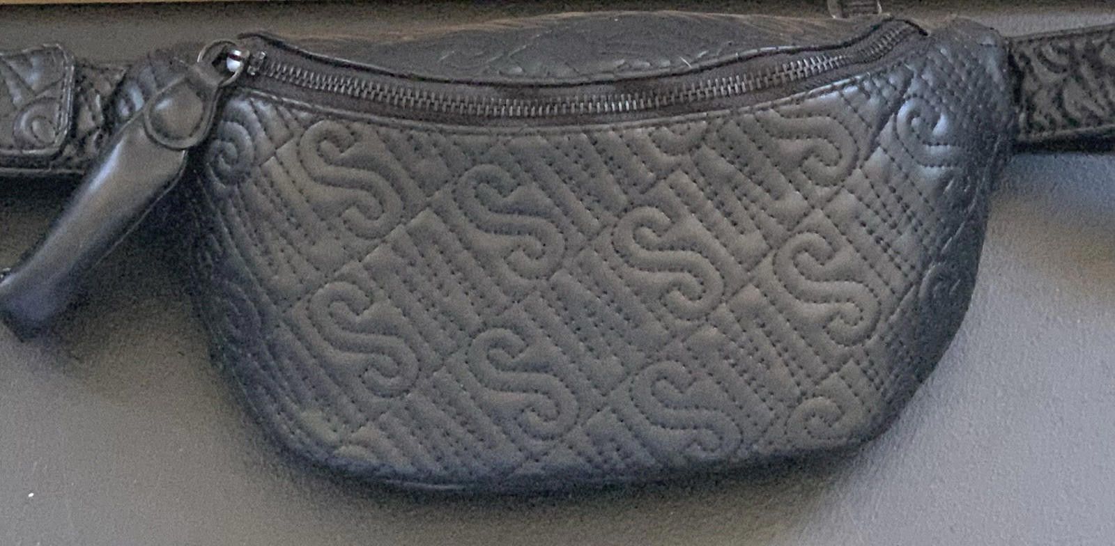 Steve Madden Steve Madden Women’s Logo Black Crossbody Waist Belt Bag Size ONE SIZE - 1 Thumbnail