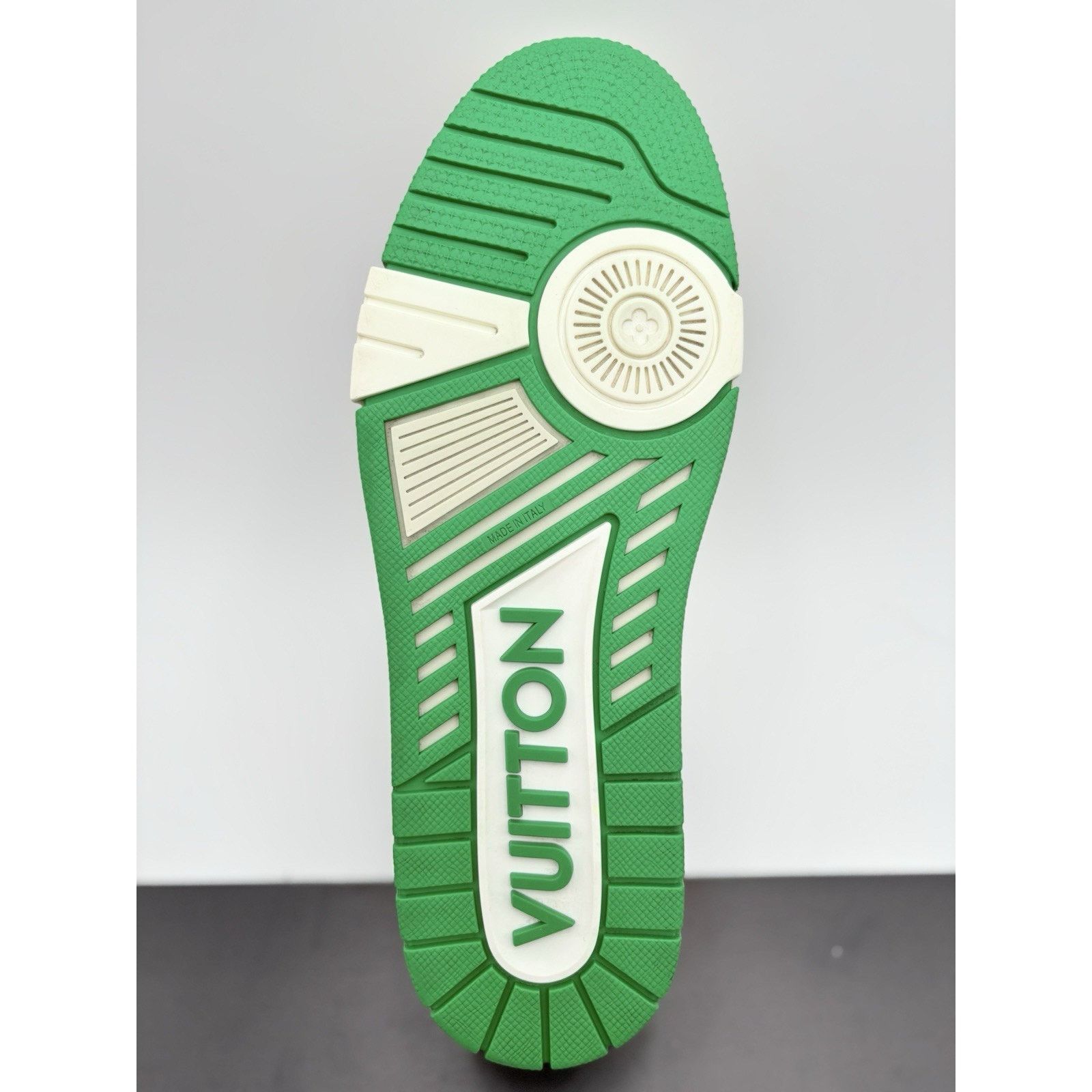 Louis Vuitton Louis Vuitton Trainer ' White Green ' | ONLY WORN 1-3x Size US 10.5 / EU 43-44 - 7 Thumbnail