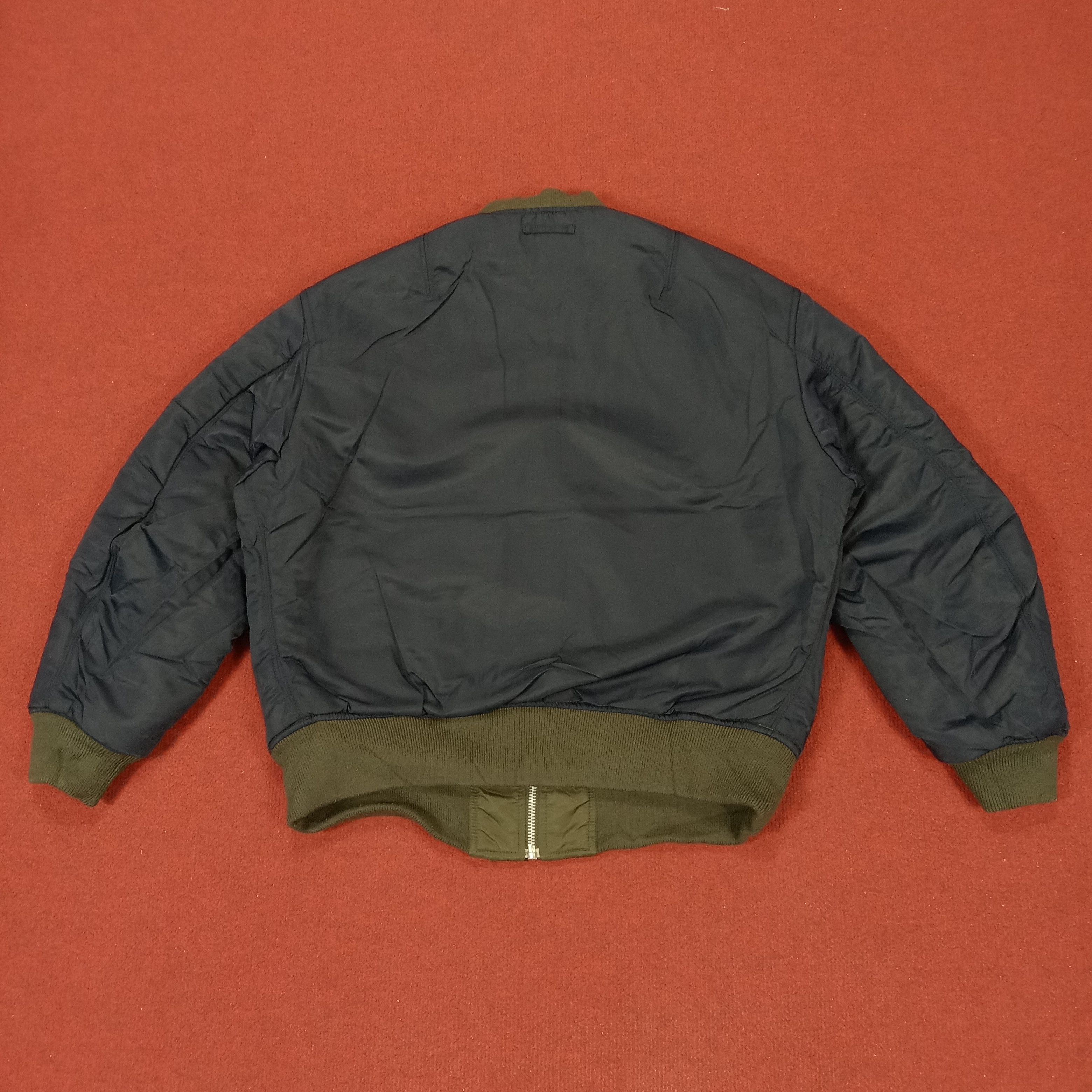 Japanese Brand × Vintage Uniqlo X Undercover Custom Logo Style Reversible Jacket Size US L / EU 52-54 / 3 - 9 Thumbnail