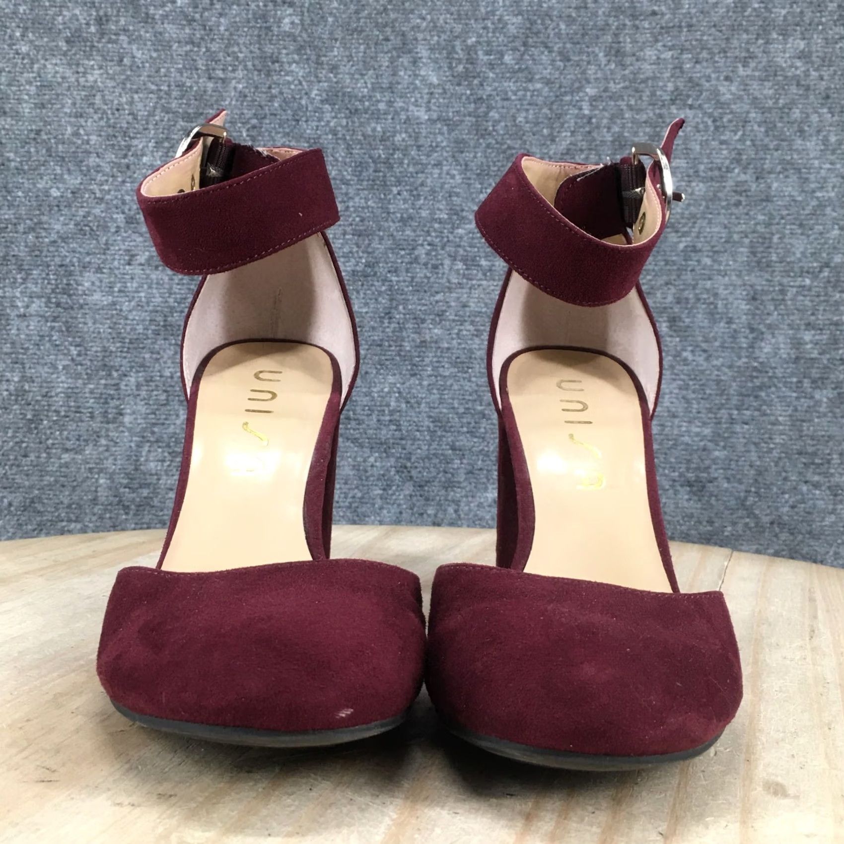 Vintage Unisa Heels Women 9 M Casual Block Heels Ankle Strappy Burgundy Fabric Shoes Size US 9 / IT 39 - 7 Thumbnail
