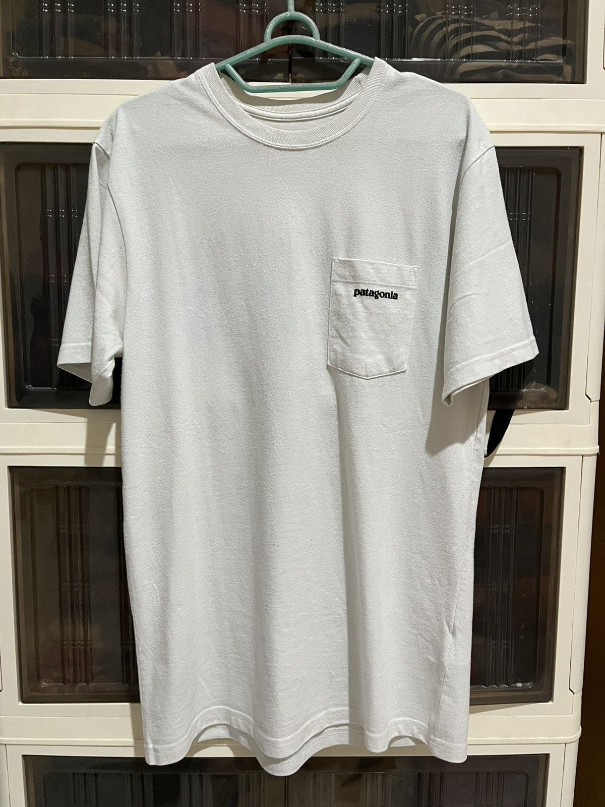 Patagonia Patagonia | Men's P-6 Logo Cotton Pocket T-Shirt Size US S / EU 44-46 / 1 - 2 Thumbnail