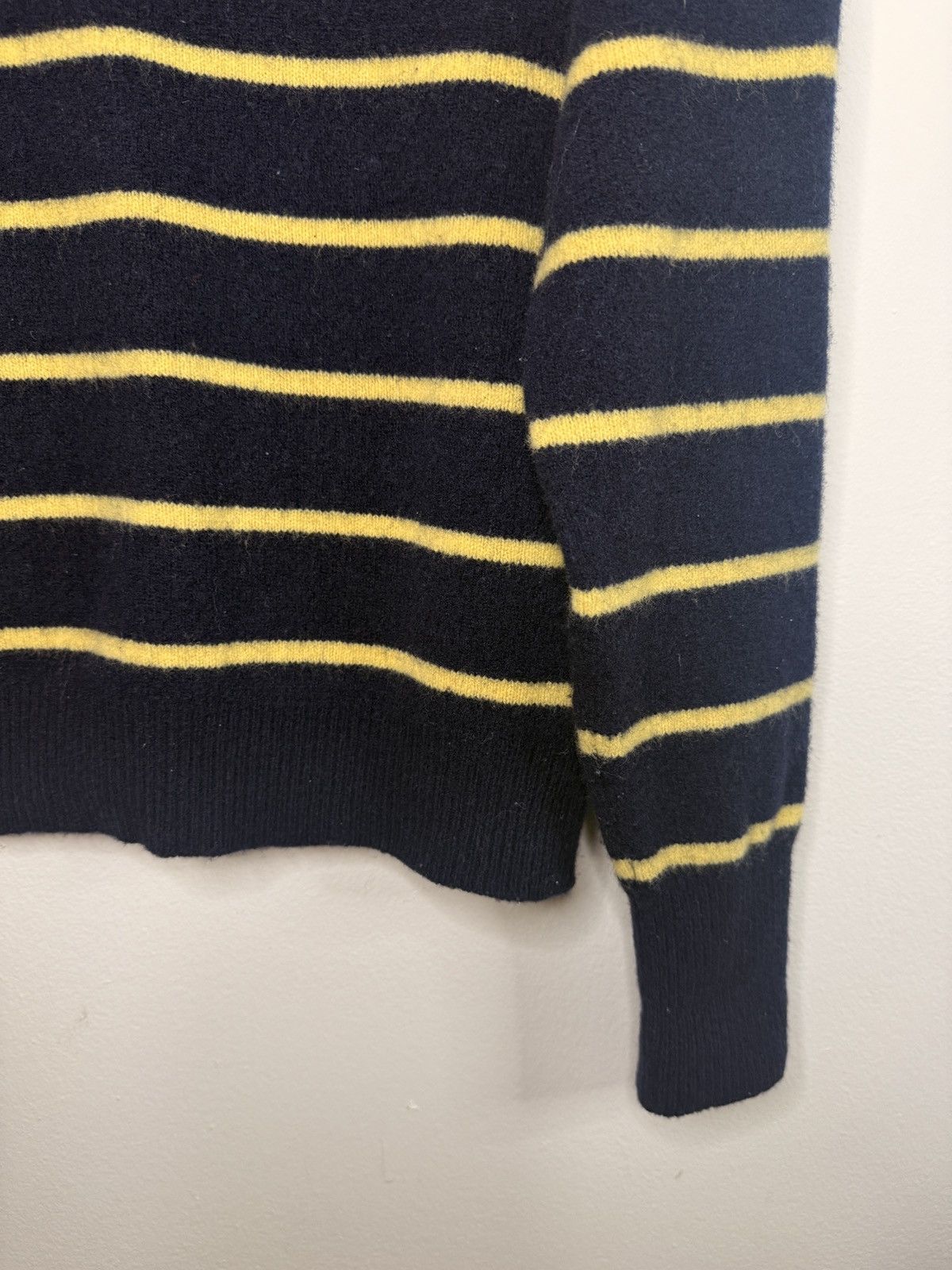 Polo Ralph Lauren Polo Ralph Lauren Navy and Yellow Striped Sweater Size M / US 6-8 / IT 42-44 - 4 Thumbnail