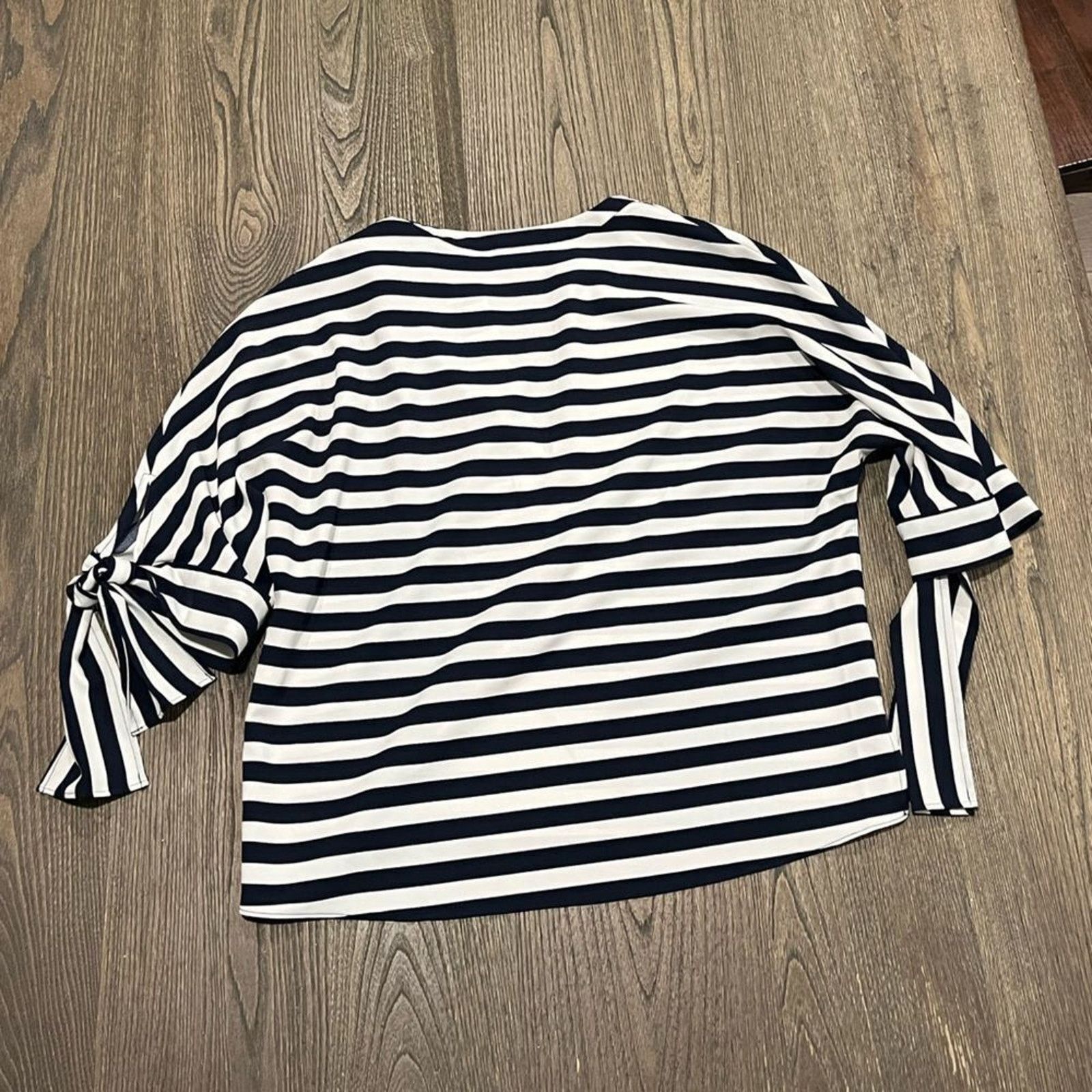 Zara Zara Blouse Viscose Top Striped Bow Notch Neckline Blue M Size M / US 6-8 / IT 42-44 - 3 Thumbnail