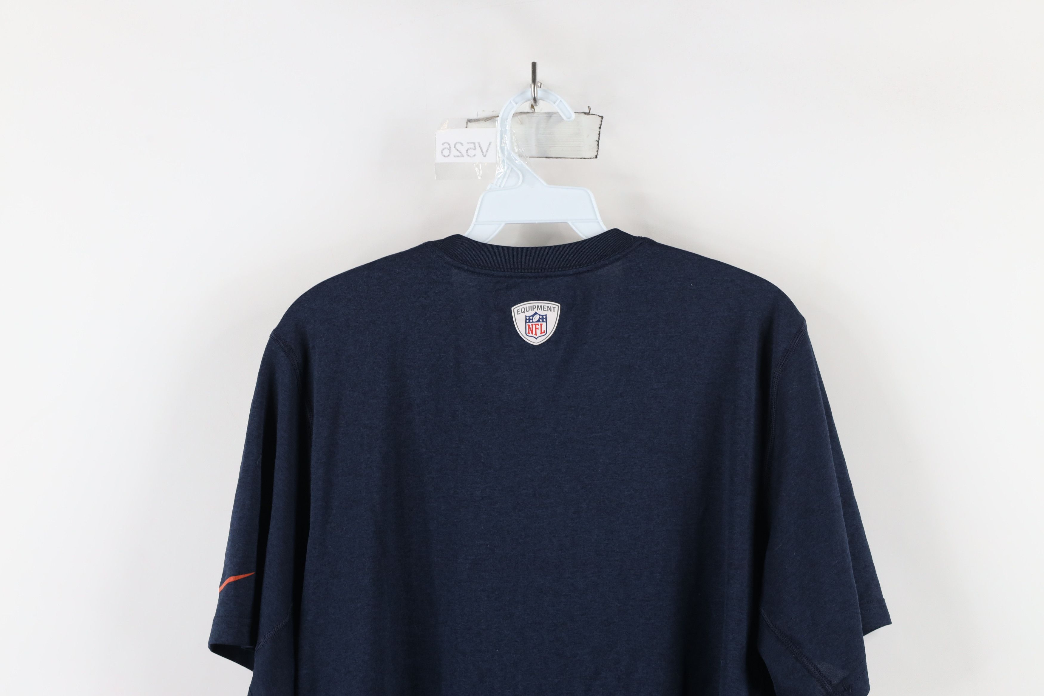 Nike × Vintage Nike NFL Training Issued Chicago Bears Football T-Shirt Blue Size US M / EU 48-50 / 2 - 13 Thumbnail