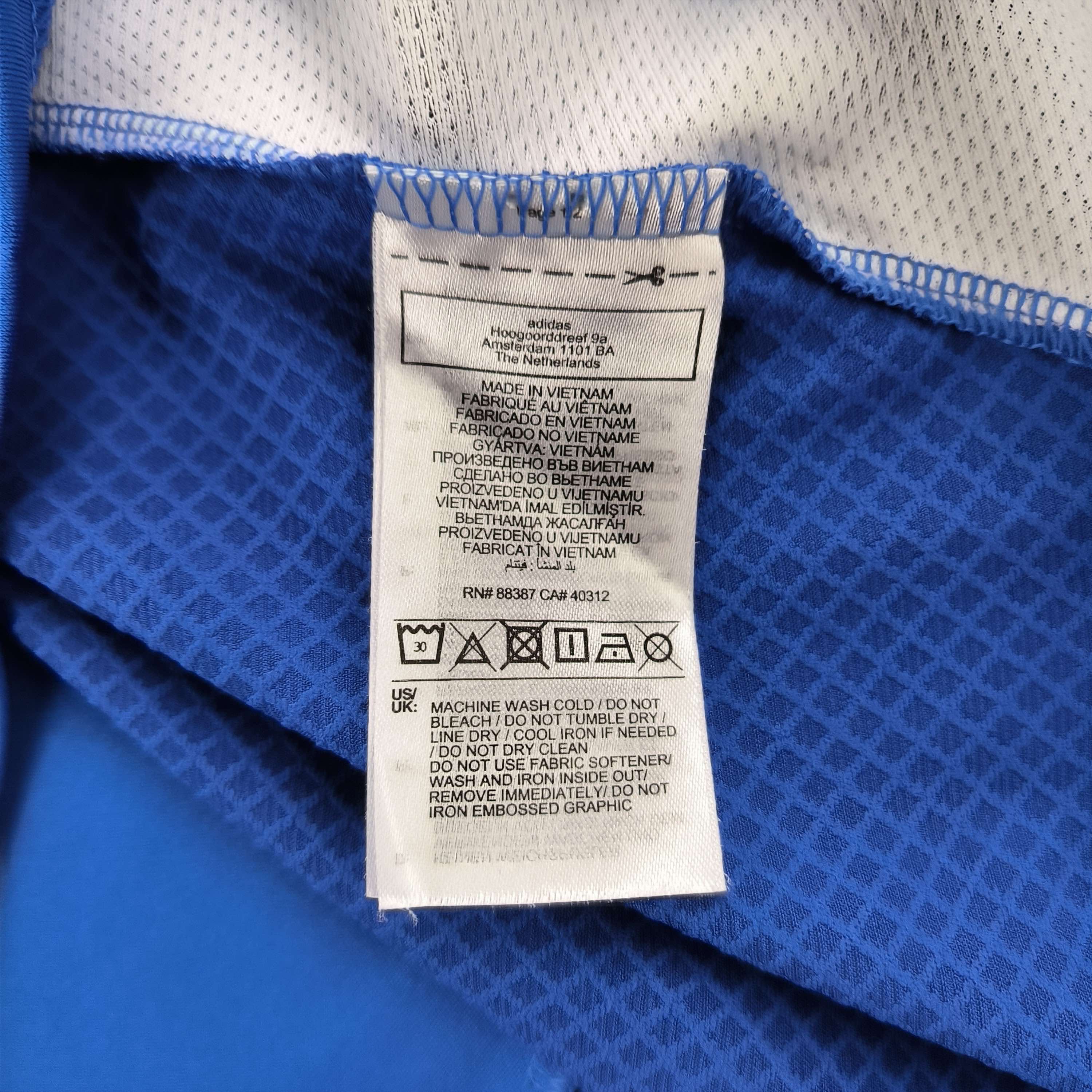Adidas Italy 2024-25 Adidas home football jersey shirt size L Size US L / EU 52-54 / 3 - 6 Thumbnail