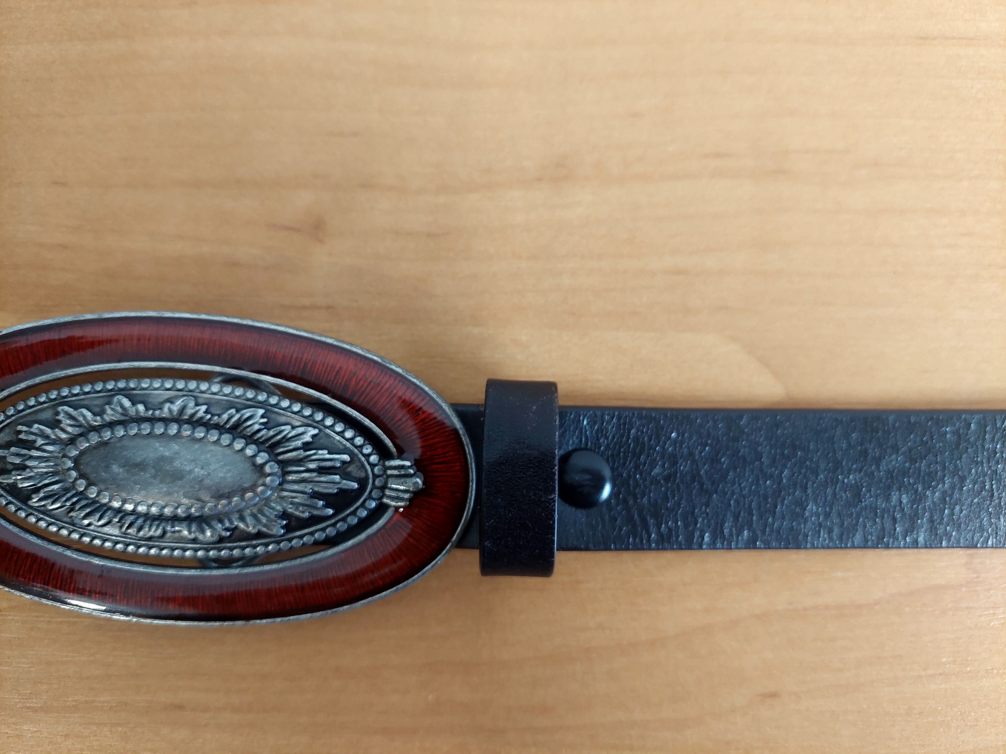 Chicos Chico's Western Belt Large Oval Buckle Red Silver Boho Style Size ONE SIZE - 4 Thumbnail