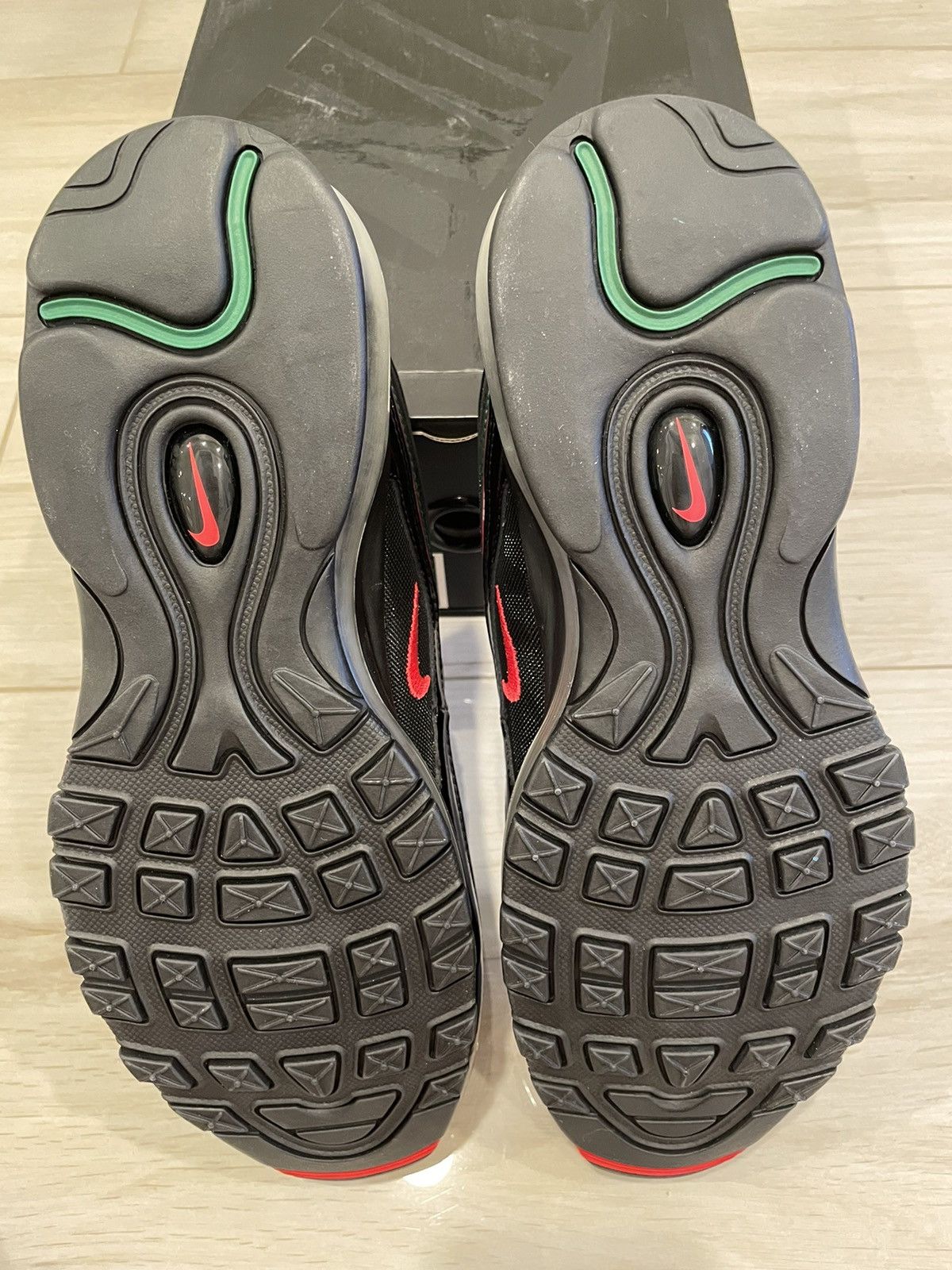Nike × Undefeated Nike Air Max 97 OG x Undefeated Size US 9.5 / EU 42-43 - 7 Thumbnail