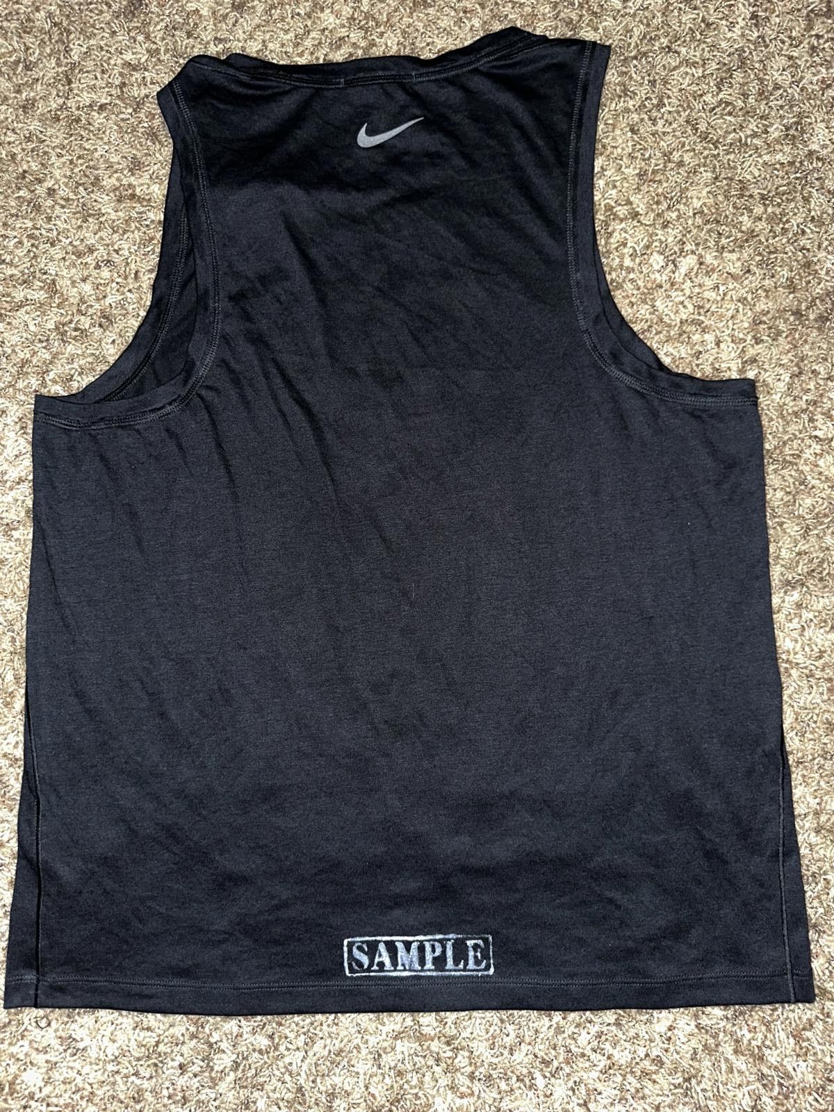 Nike Nike Men's Dri-FIT Yoga Black Tank Sample Size US M / EU 48-50 / 2 - 3 Thumbnail
