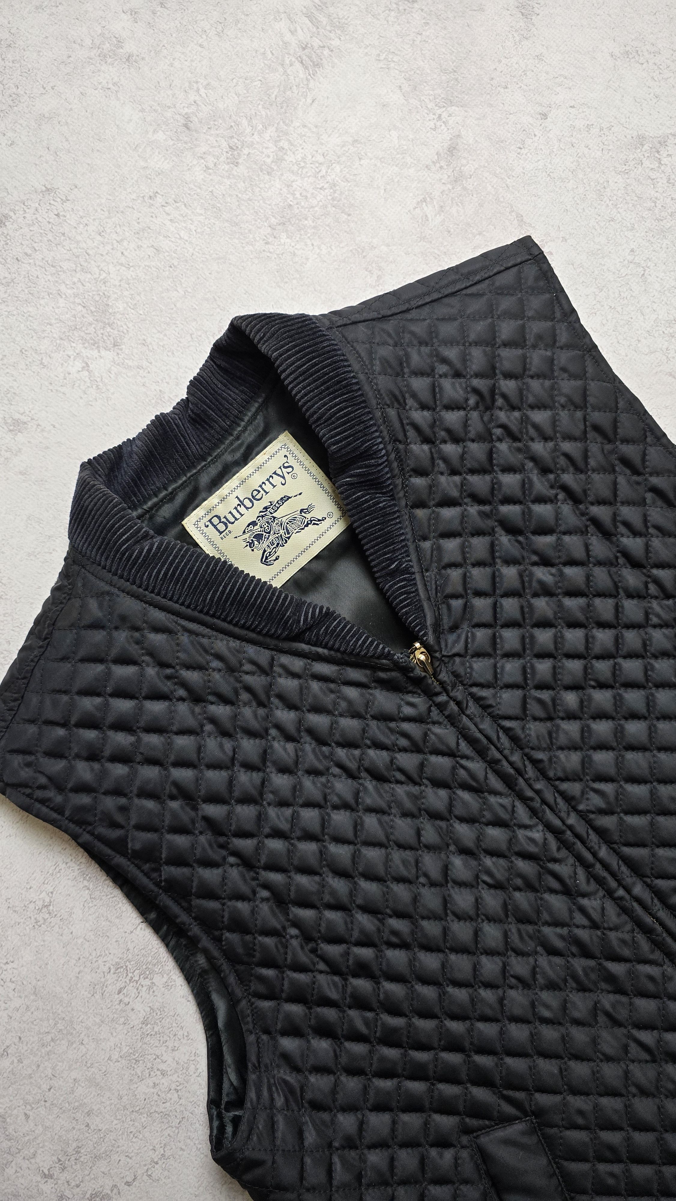 Burberry Vintage Burberry’s Quilted Vest Size L / US 10 / IT 46 - 6 Thumbnail