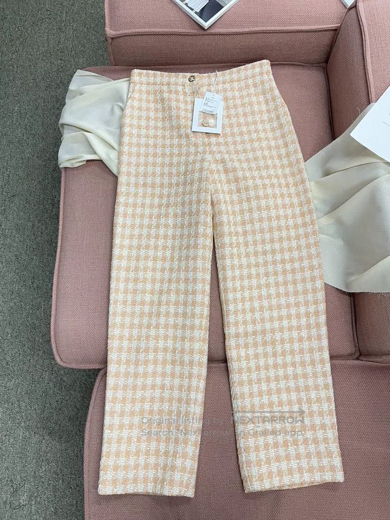 Chanel Chanel 23S spring and summer orange plaid tweed trousers c Size 26" / US 2 / IT 38 - 1 Thumbnail