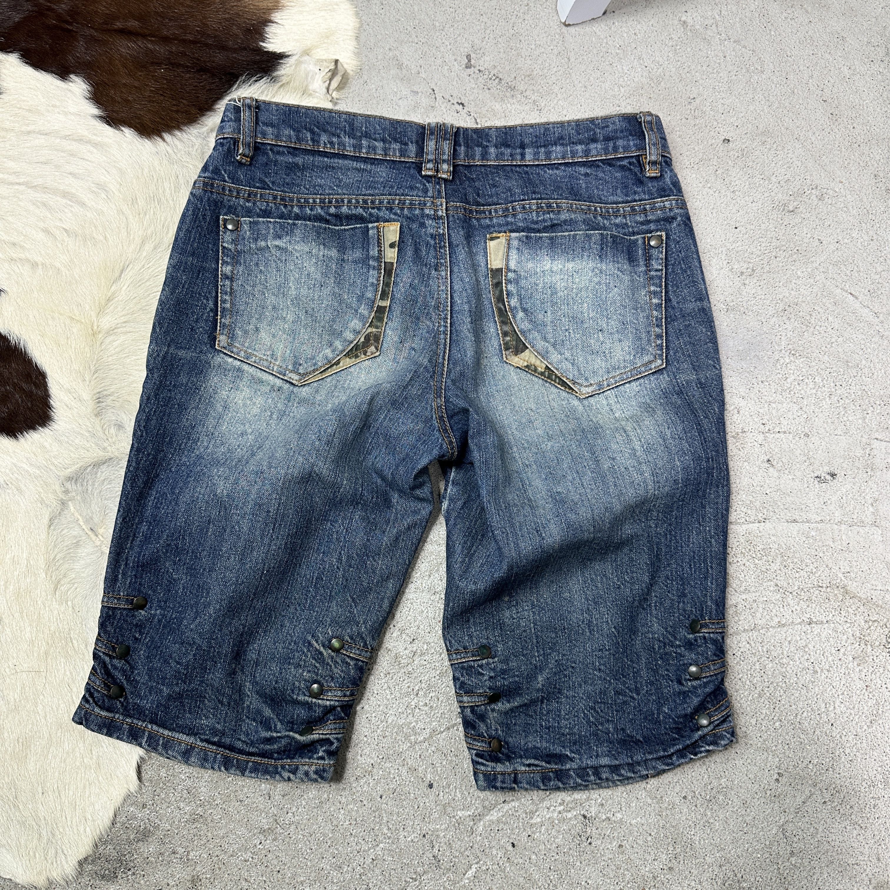 Vintage Vintage Denim Streetwear Skater Hip Hop Jeans Shorts Y2K Size US 31 - 5 Thumbnail