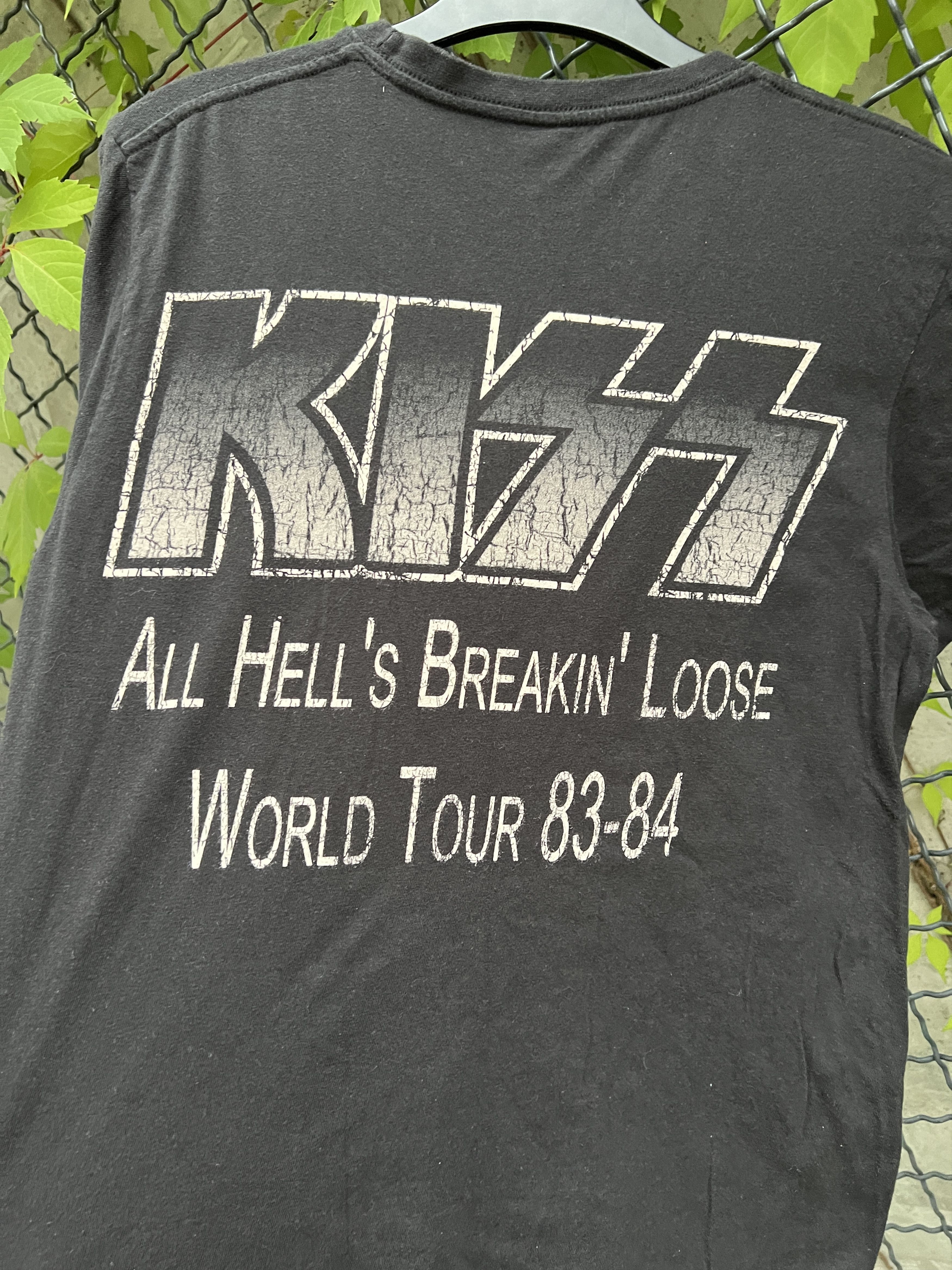 Band Tees Vintage 90s Kiss Rock Band Tour 83-84 T-shirt Size US M / EU 48-50 / 2 - 11 Thumbnail