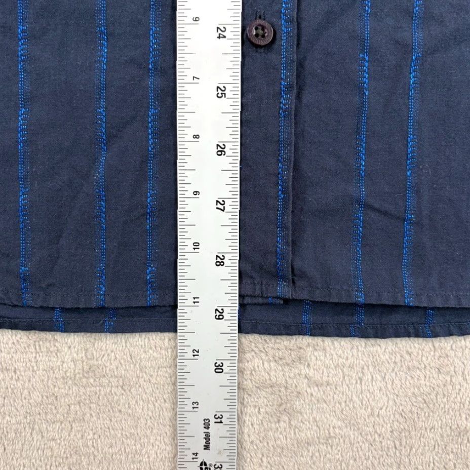 Armani Exchange VINTAGE Armani Exchange Shirt Navy Blue Metallic Striped 90s Men Medium Short? Size US M / EU 48-50 / 2 - 6 Thumbnail