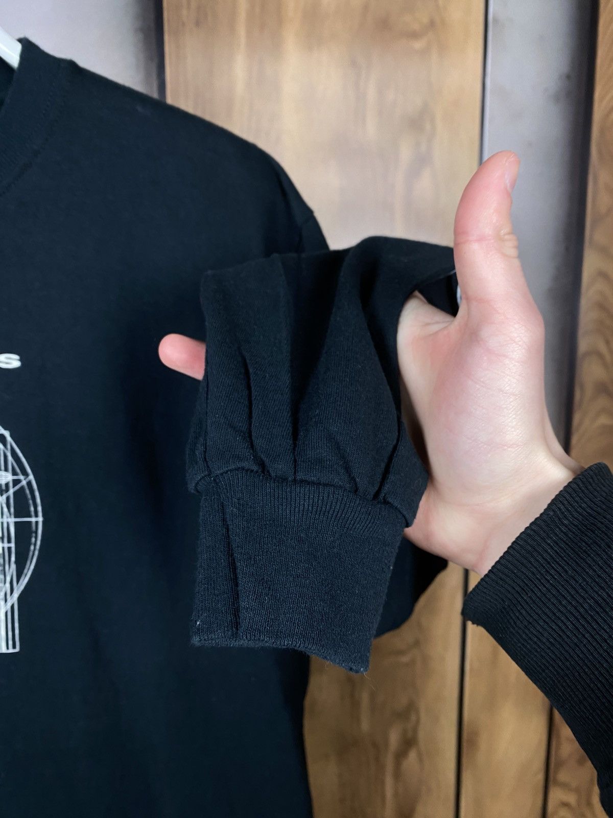 Band Tees 🎸Vintage Sweatshirt Long Sleeve Rough Hands Rock Band Tee🎸 Size US S / EU 44-46 / 1 - 9 Thumbnail