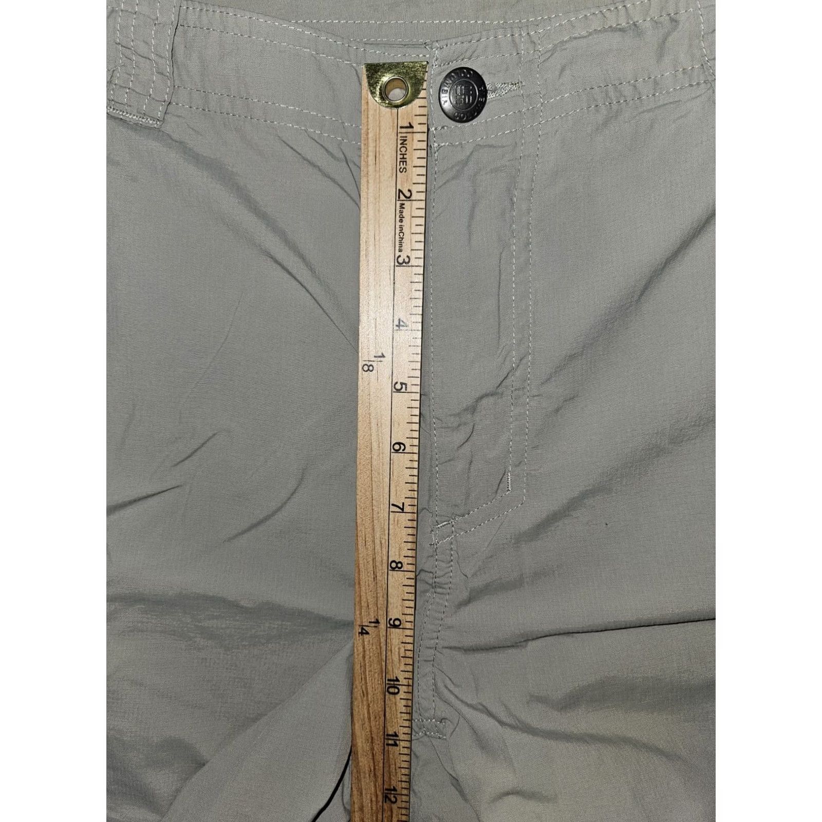 Vintage Columbia Omni-Shade Beige Nylon Cargo Shorts Mens 38 Hiking Travel Outdoor Lined Pockets UV Protection Size US 38 / EU 54 - 3 Thumbnail