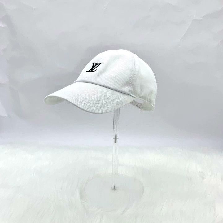 Louis Vuitton Louis Vuitton White Logo Embroidered Casual Cap Size ONE SIZE - 2 Thumbnail