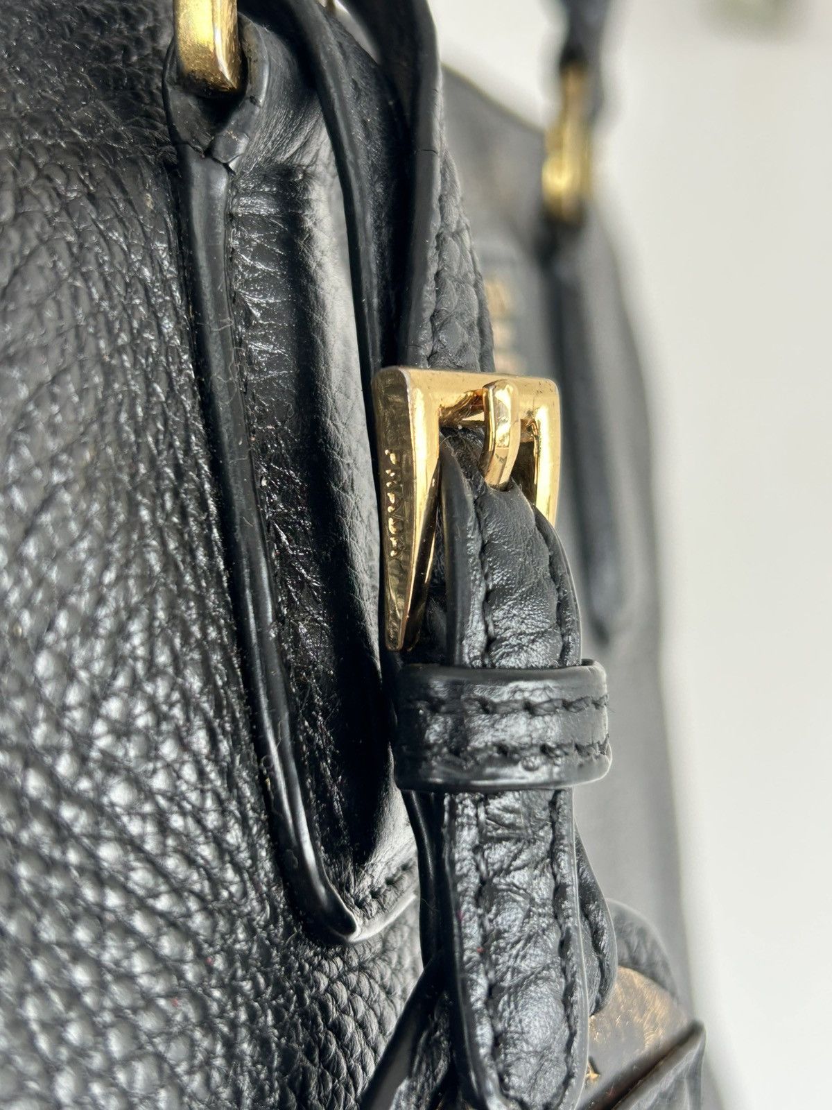 Prada Prada Vitello Daino leather handbag Size ONE SIZE - 8 Thumbnail