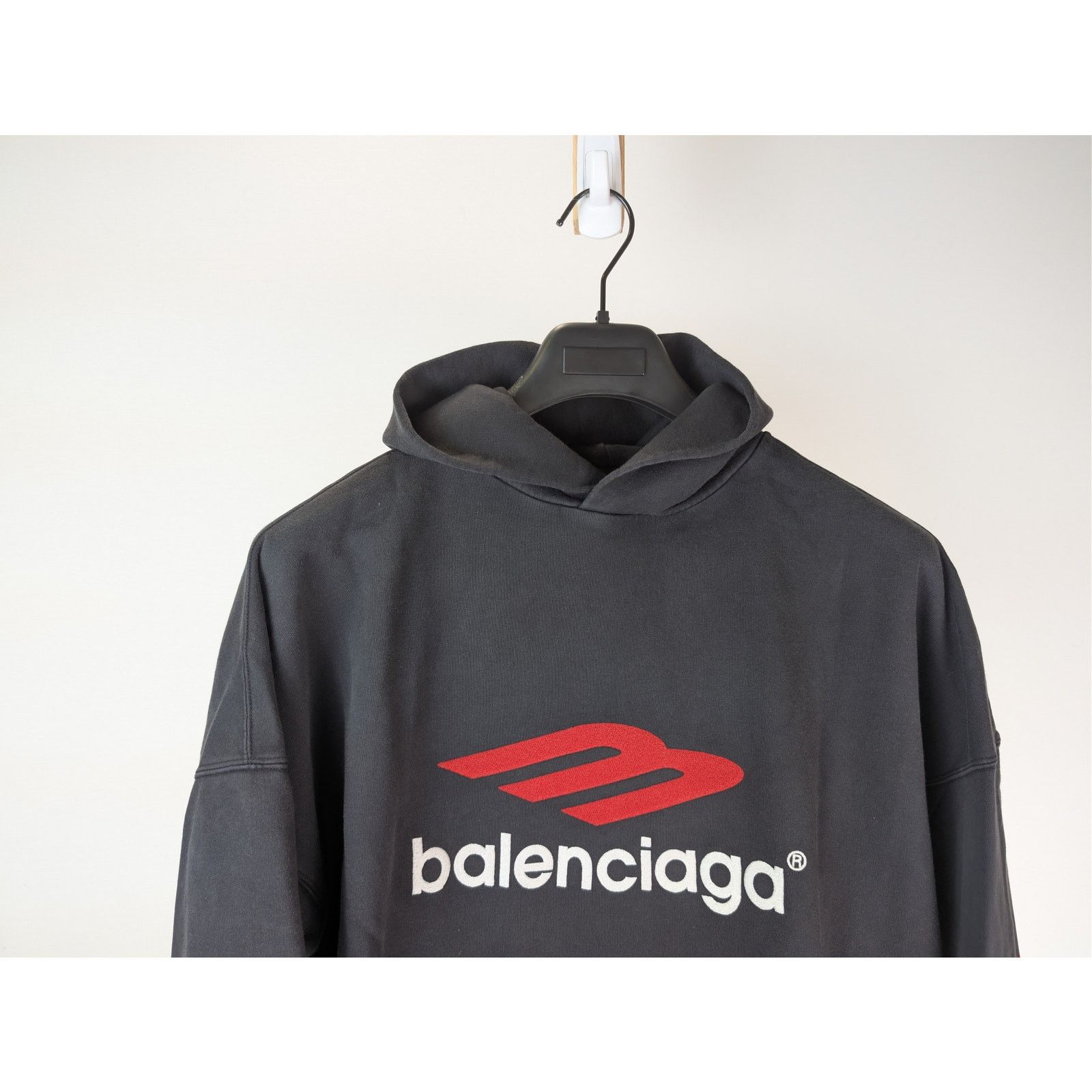 Balenciaga o1rshd1 3B Sports Icon Hoodie in Washed Dark Grey Size US S / EU 44-46 / 1 - 3 Thumbnail
