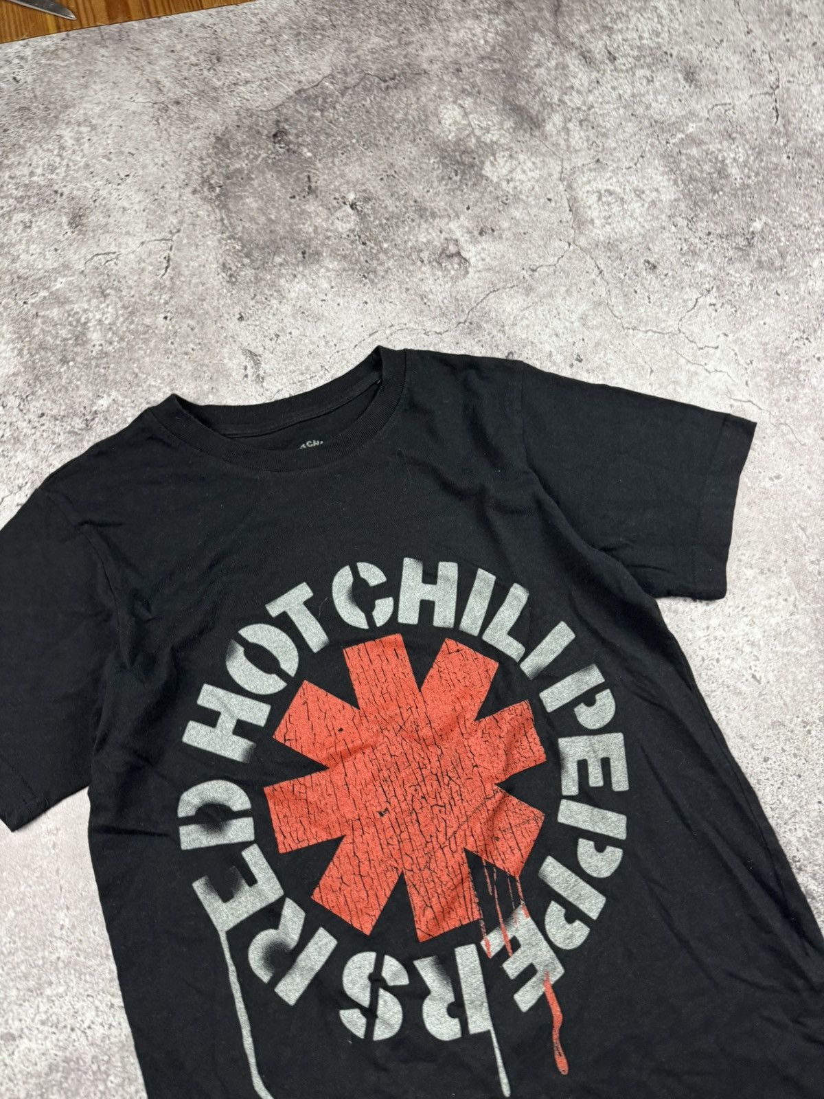 Band Tees Vintage Red Hot Chili Peppers Band Tee Tshirt Size US S / EU 44-46 / 1 - 2 Thumbnail