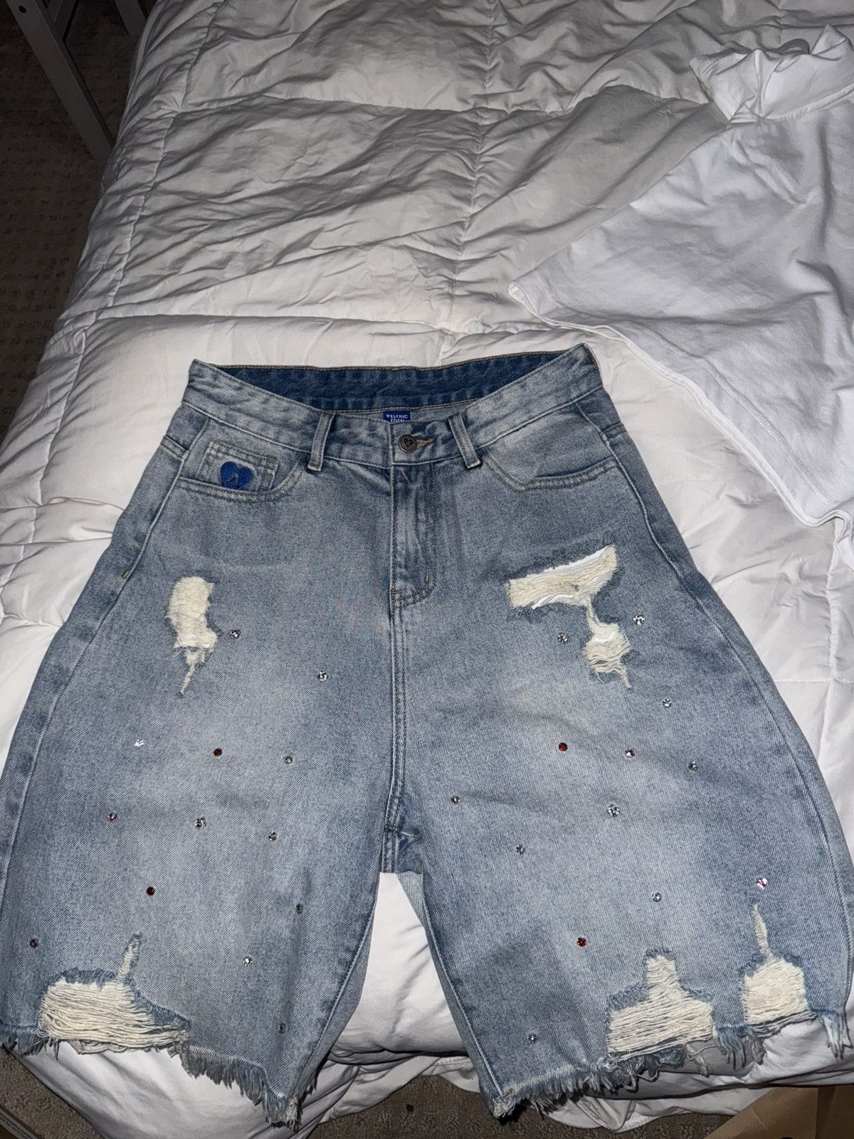Elfrec Eden rhinestone jean shorts brand new size 28