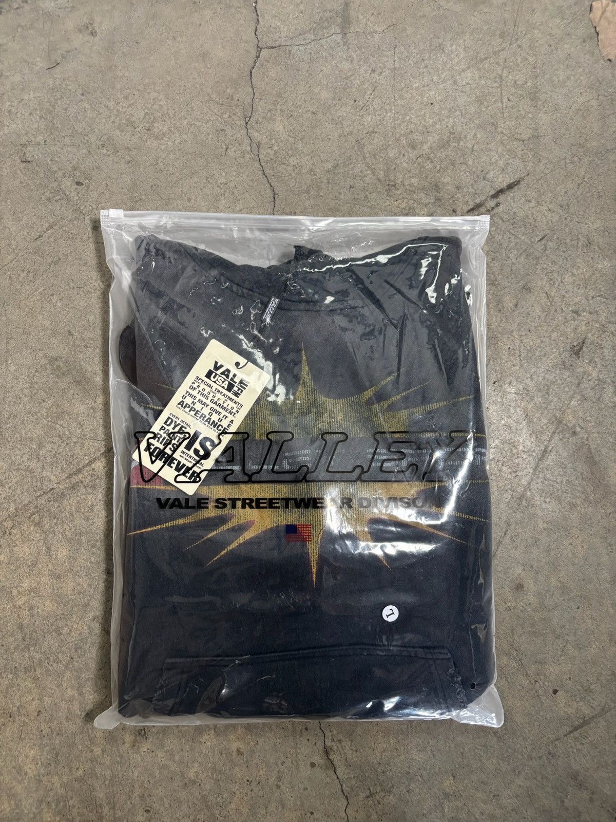 Vale Vale Forever Sunshine Pullover Hoodie Size US L / EU 52-54 / 3 - 7 Thumbnail