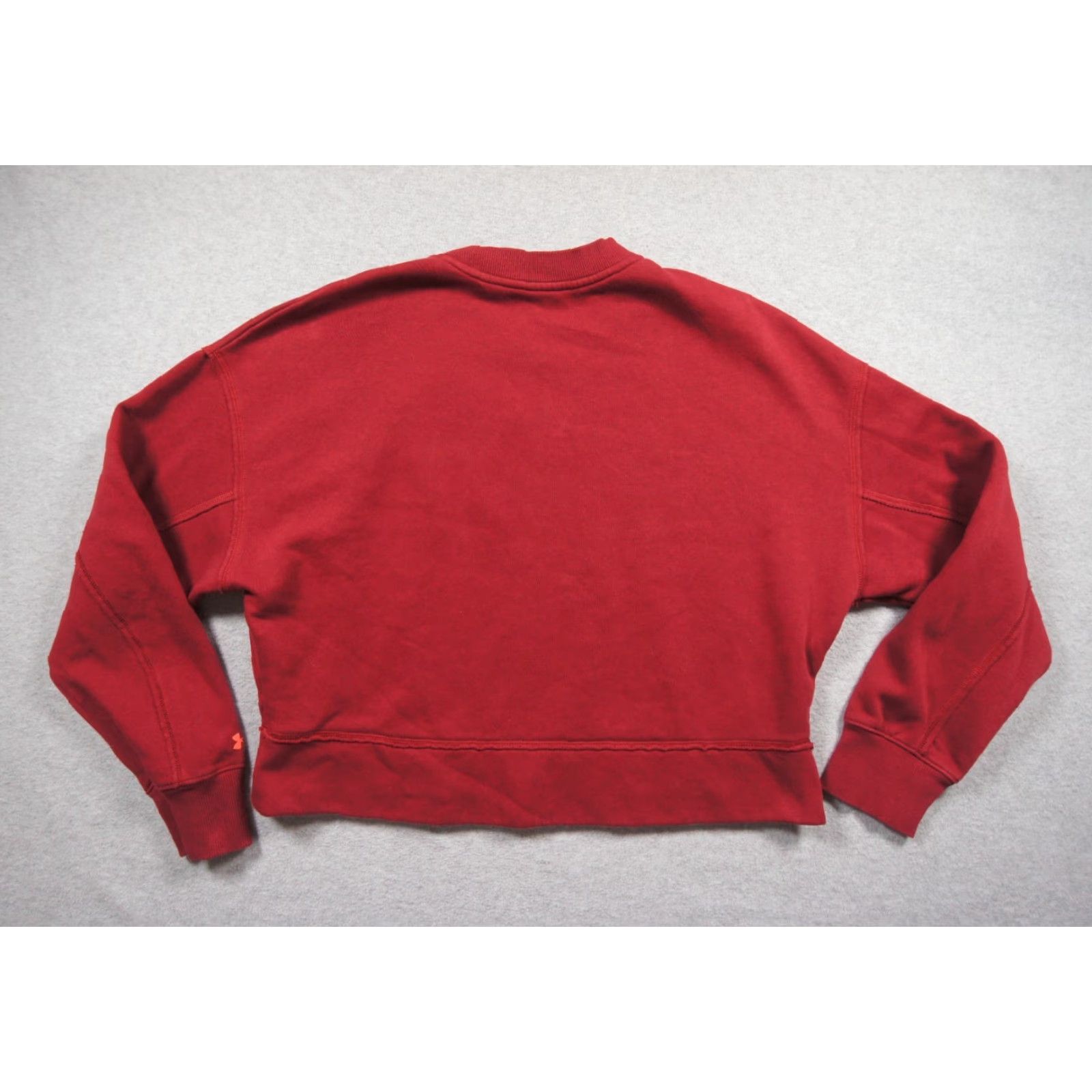 Under Armour Under Armour Sweatshirt Womens Medium Red Crewneck The Rock Iron Paradise Gym Size M / US 6-8 / IT 42-44 - 4 Thumbnail