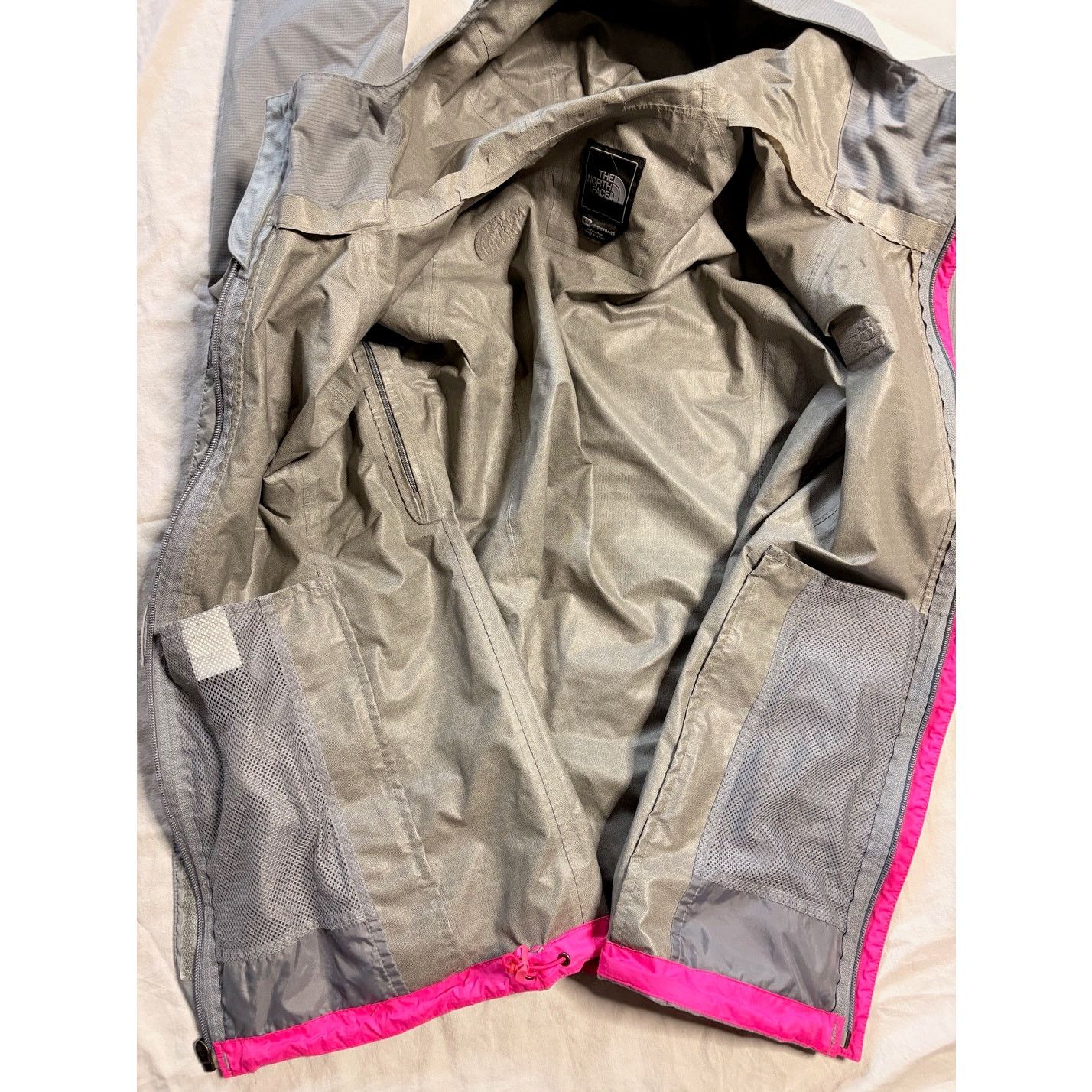 The North Face The North Face HyVent Women's Gray Rainjacket Windbraker Size M / US 6-8 / IT 42-44 - 10 Thumbnail
