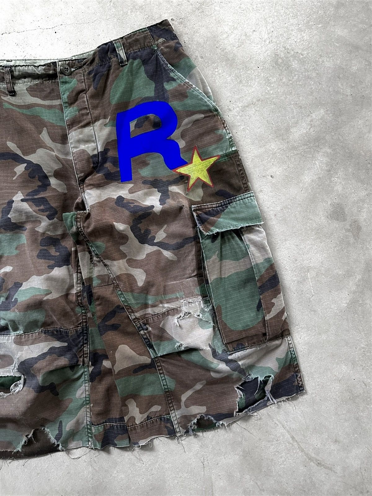 Woodlands VTG WOODLAND CARGO CUSTOM SHORT Size US 34 / EU 50 - 4 Thumbnail