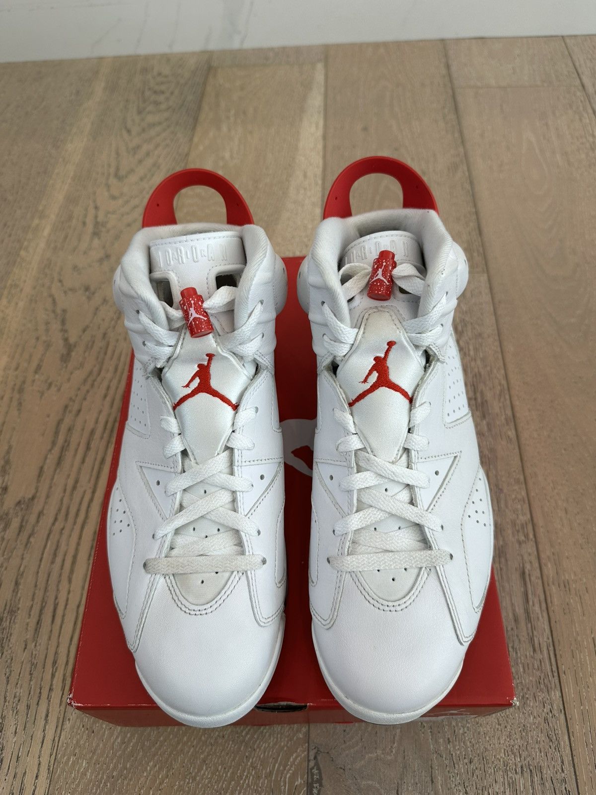 Jordan Brand Jordan 6 Retro Red Oreo Size US 10.5 / EU 43-44 - 2 Thumbnail