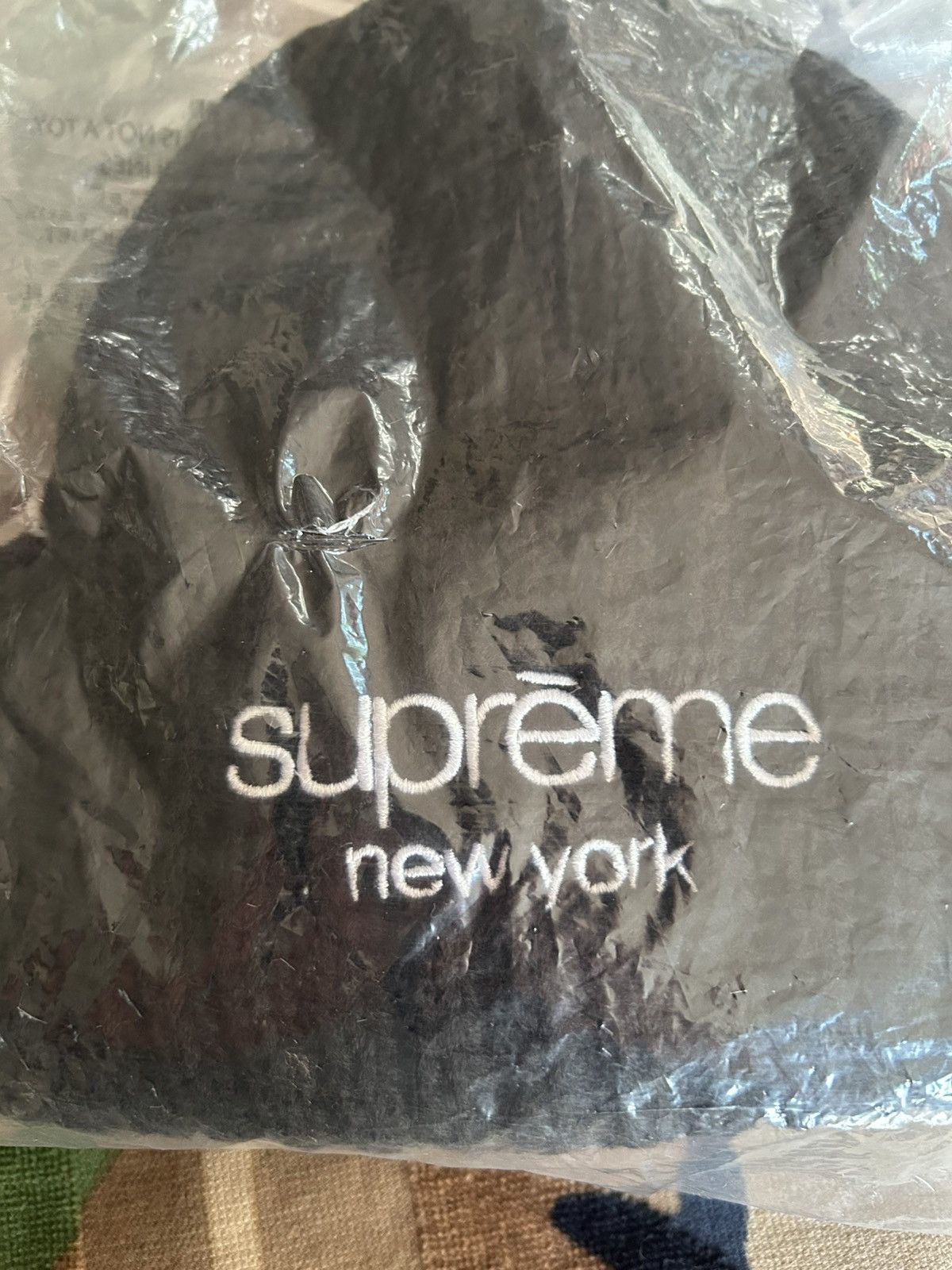 Supreme Supreme Chunky Rib Classic Logo Beanie Black FW24 Size ONE SIZE - 4 Thumbnail
