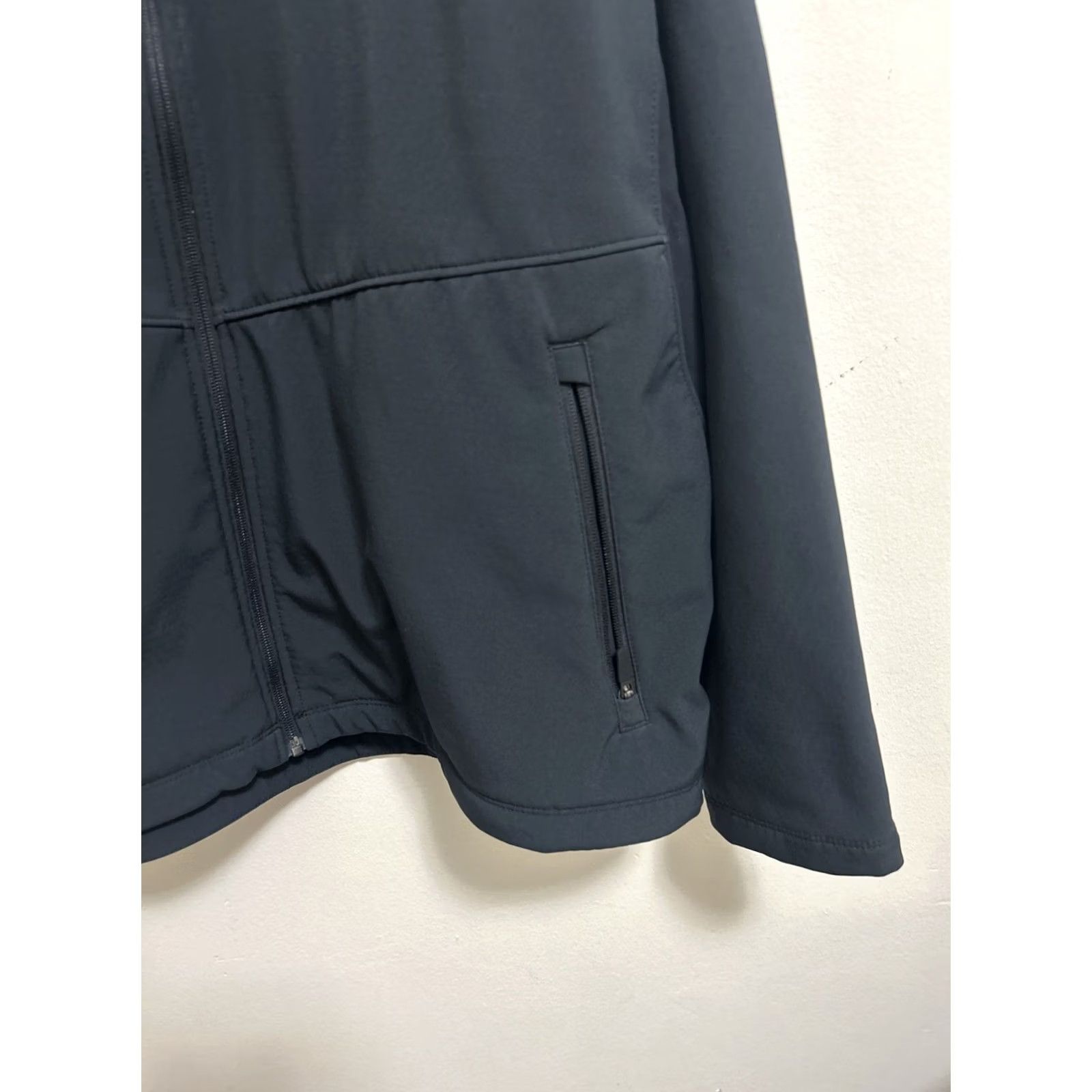 Nike Nike Mens Therma-Fit Sphere Hybrid Jacket XL Black Embroidered Nike Therma 658084010 Mens XL Black Jacket Size US XL / EU 56 / 4 - 4 Thumbnail