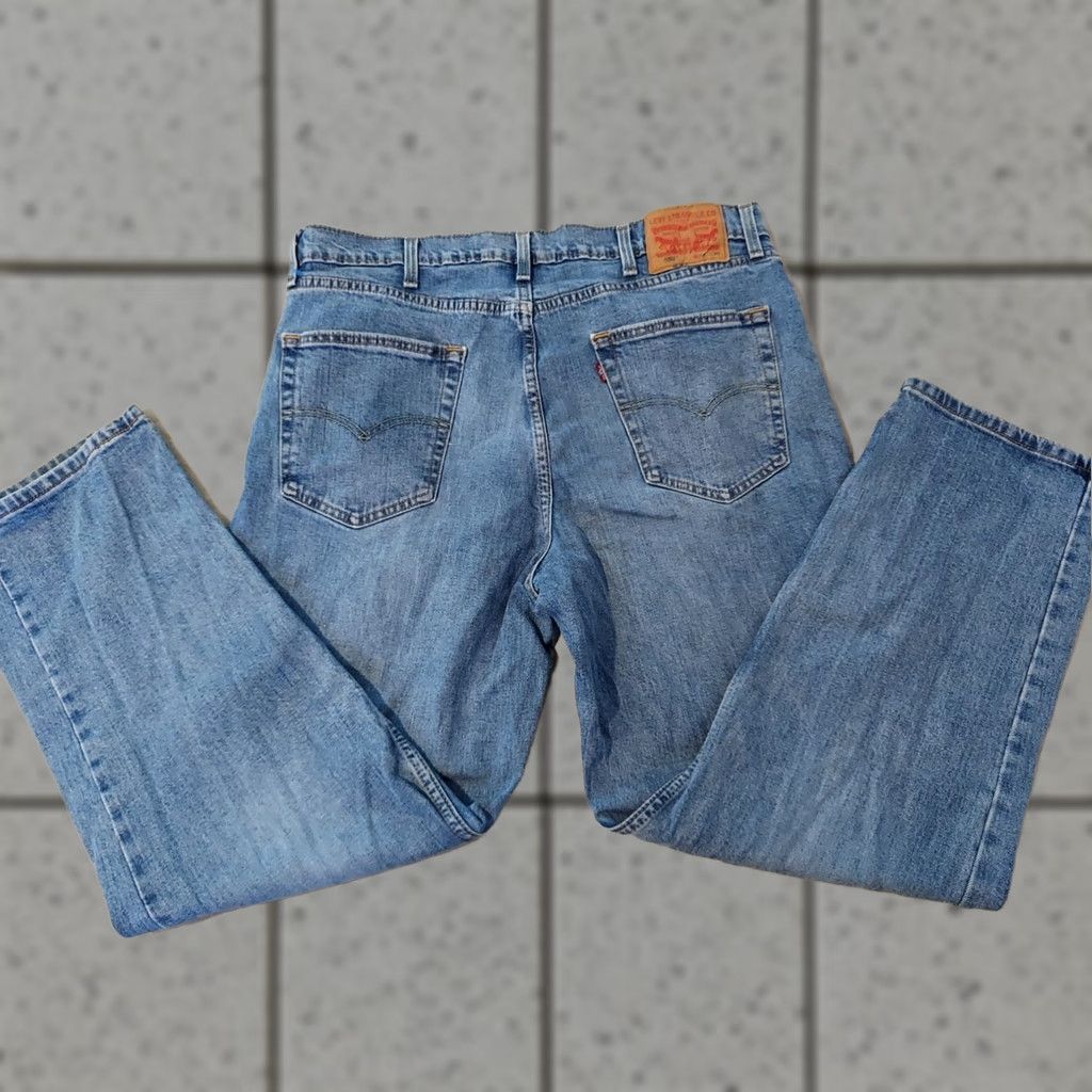 Levi's VINTAGE or RELAXED? LEVI'S 550 Jeans 38x30 38x39 Denim Straight Blue Mens Jeans 550 Levi's Straight Mens 38 Customize Size US 38 / EU 54 - 1 Thumbnail
