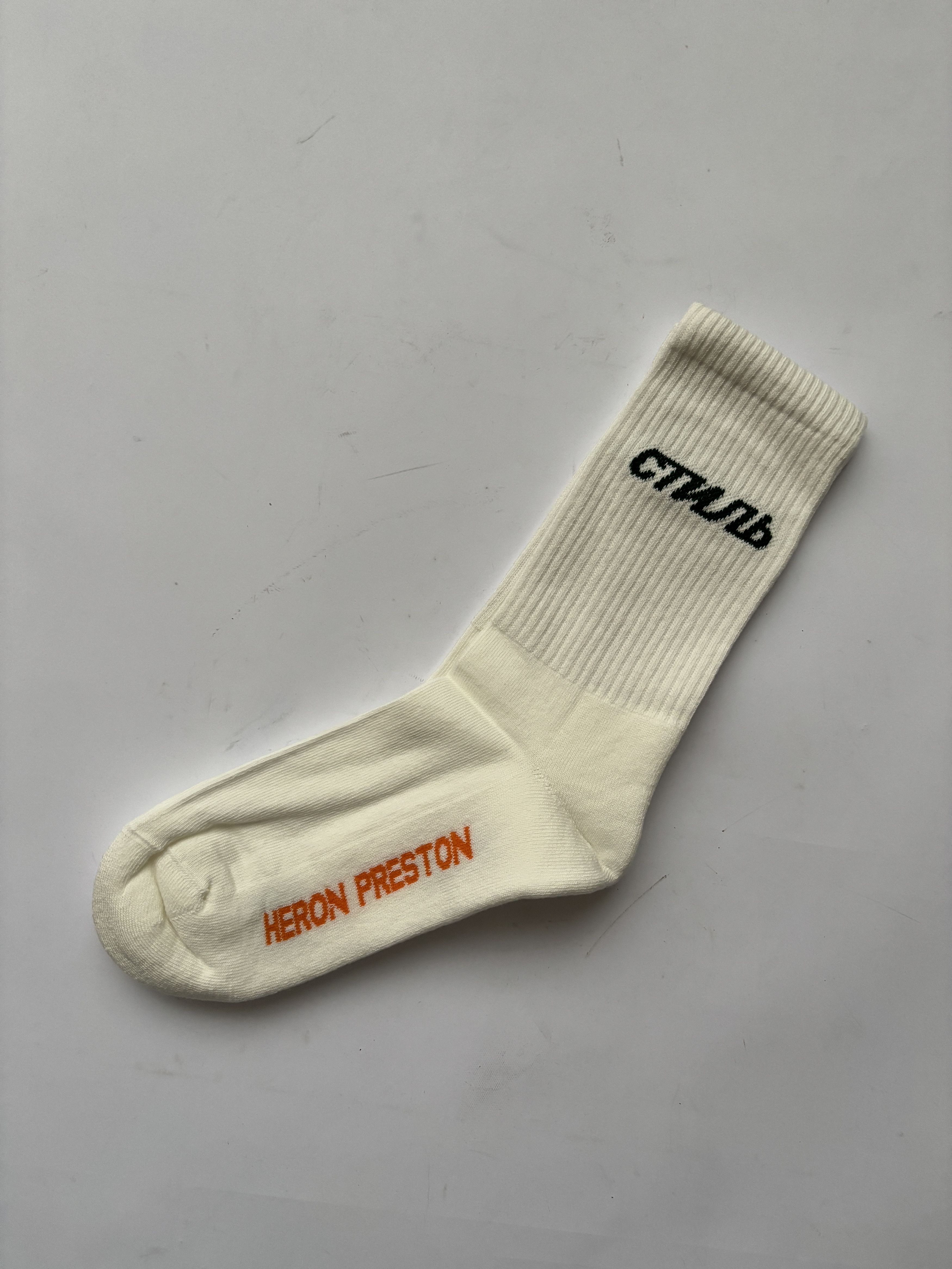 Heron Preston ⚡️QUICK SALE⚡️Bundle Pack 4 Heron Preston White CTNMB Socks Size ONE SIZE - 6 Thumbnail
