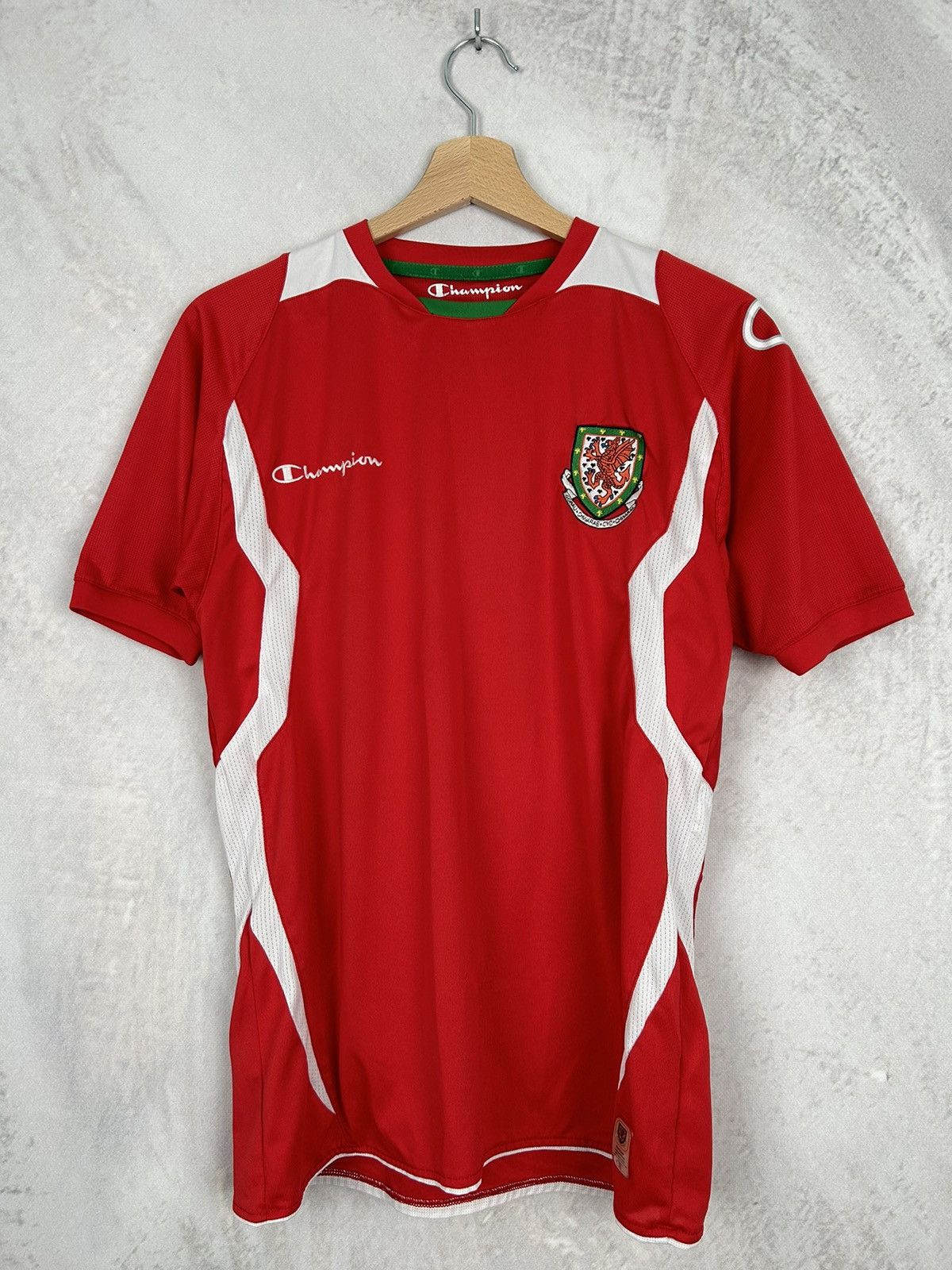 Champion Vintage Wales Soccer Jersey Football World Cup Retro Rare Size US S / EU 44-46 / 1 - 1 Thumbnail