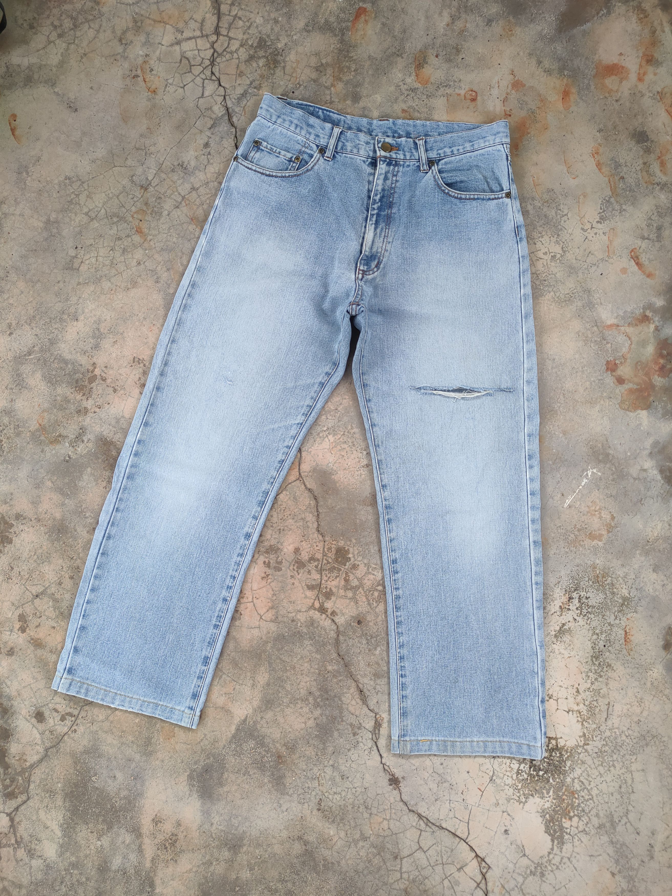 Japanese Brand × Jean × Vintage W32 VINTAGE JAPANESE FADED DISTRESSED RIPPED JEAN PANTS Size US 32 / EU 48 - 2 Thumbnail