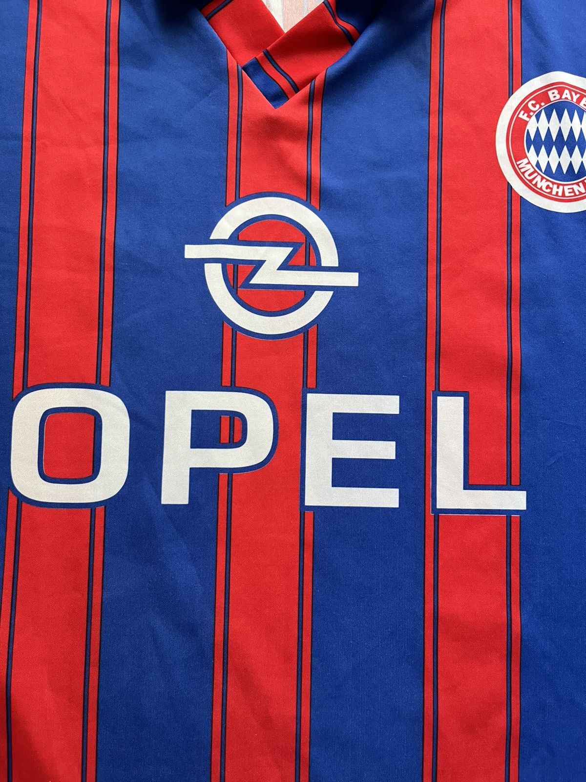 Vintage 1995-97 Bayern Munich Replica Home Shirt Scholl #7 - 9/10 Size US XL / EU 56 / 4 - 3 Thumbnail